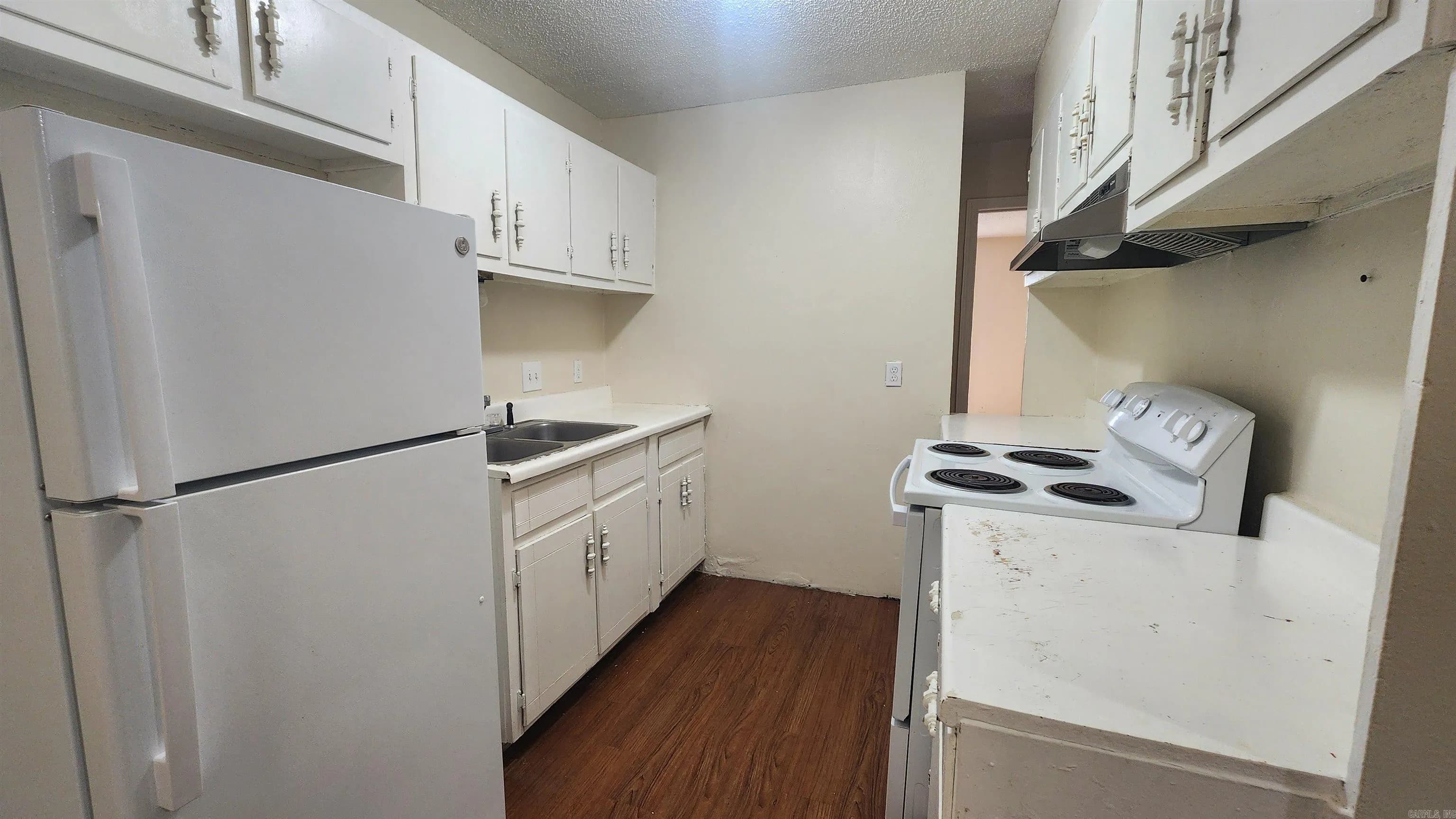Property at 6003-6005  Windham - Image 10