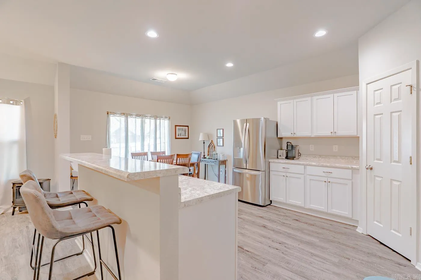 Property at 5804  Wendy - Image 4