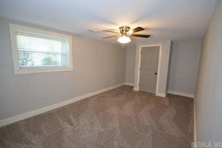 Property at 12904  Southridge - Image 30