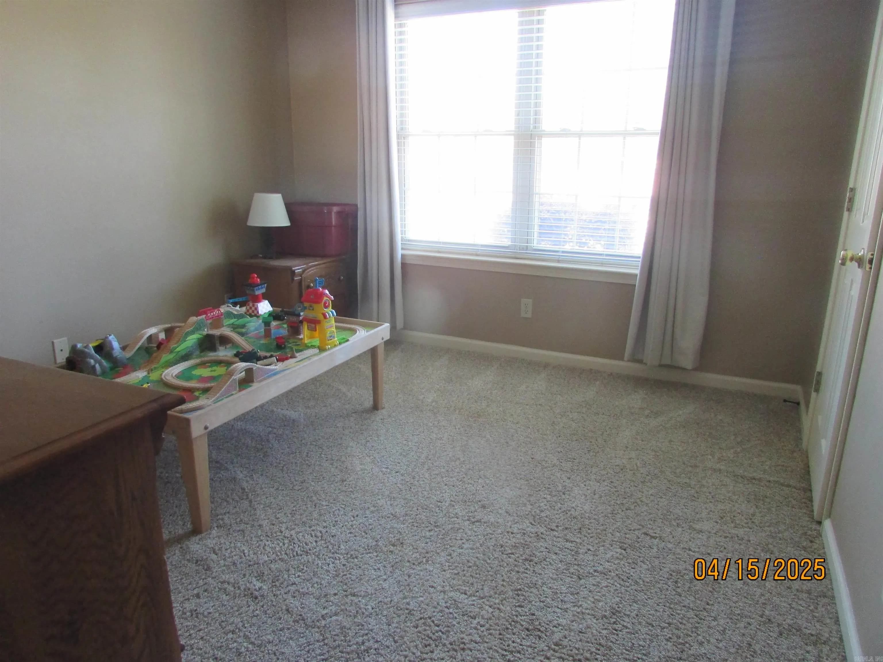 Property at 27  Shiloh n - Image 17