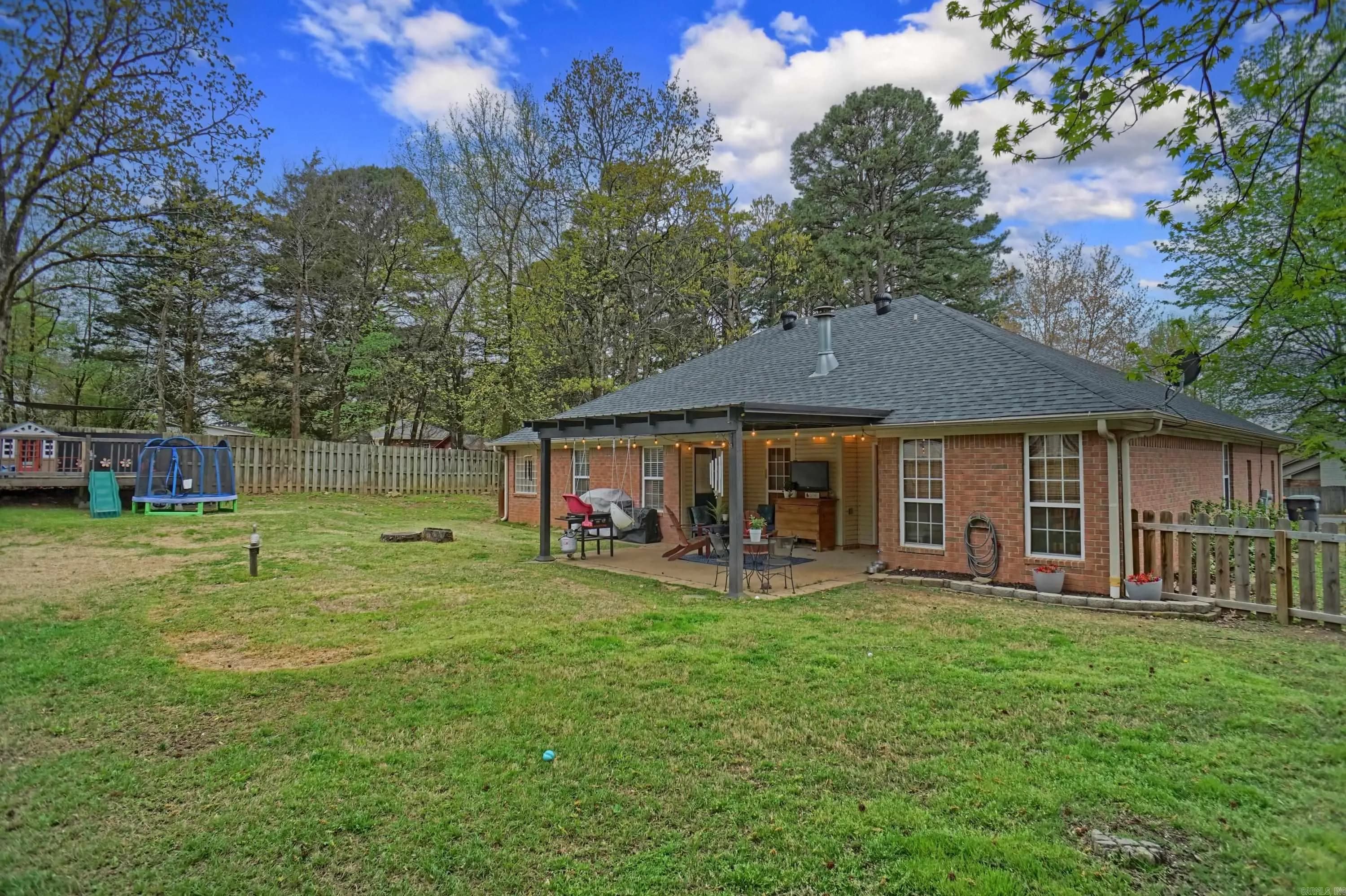 Property at 925 E Norristown - Image 5