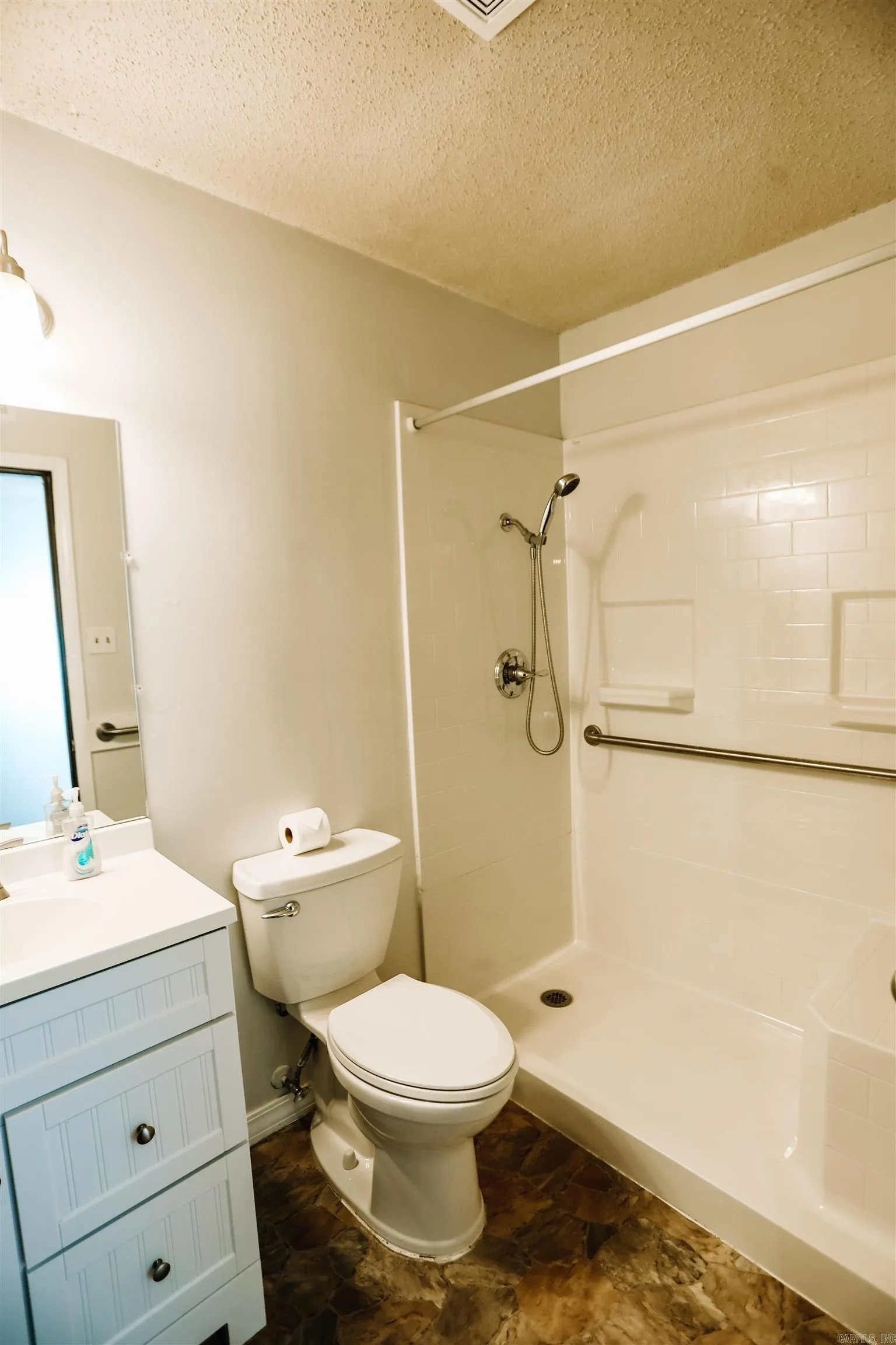 Property at 1209 S Hartford - Image 12