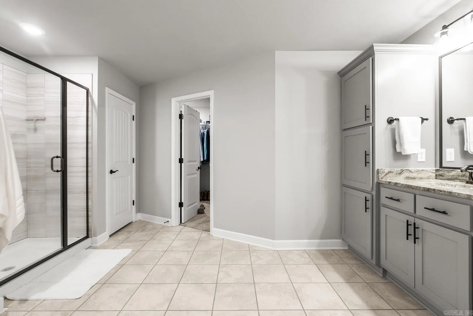 Property at 37  Aberdeen - Image 23