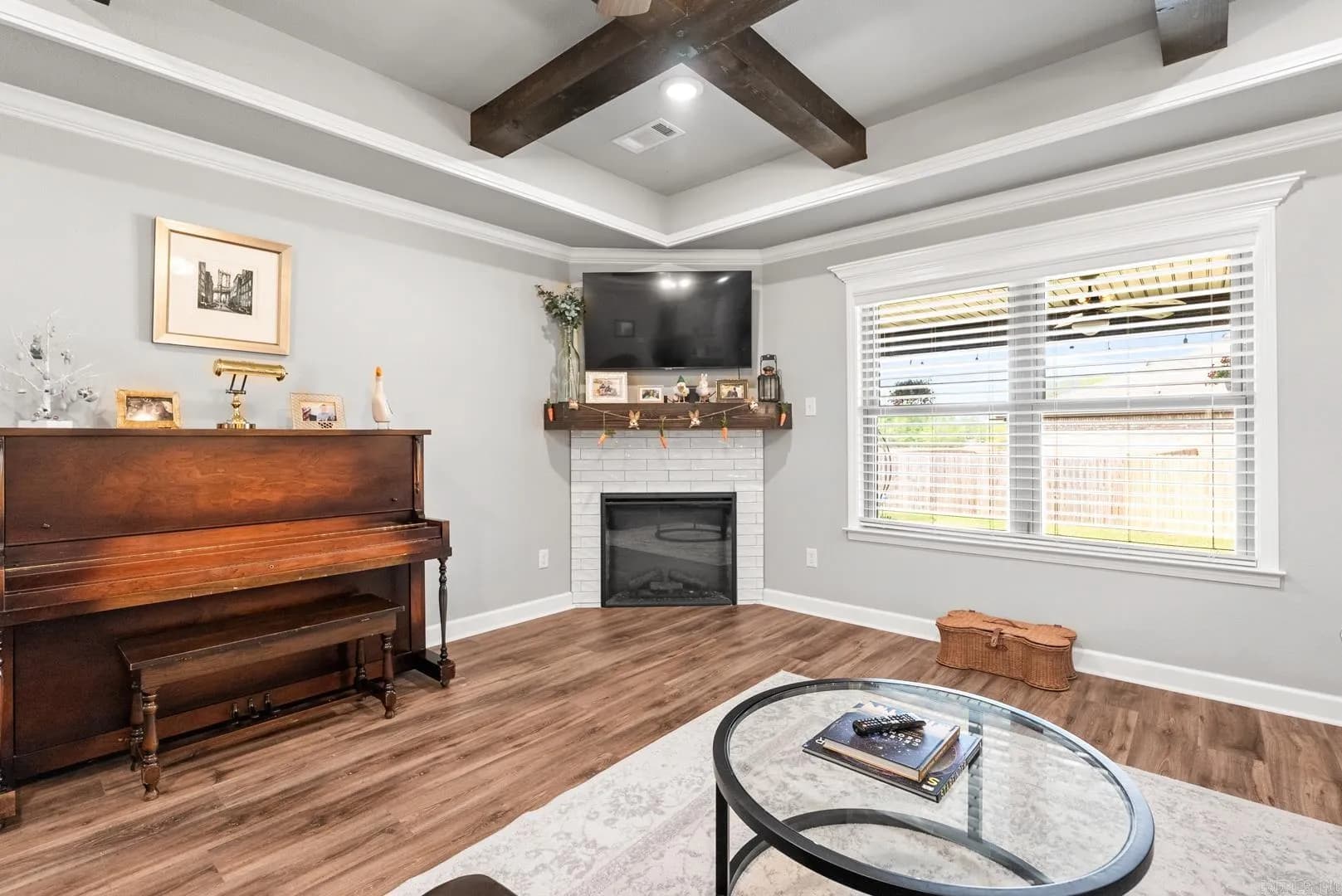 Property at 37  Aberdeen - Image 8