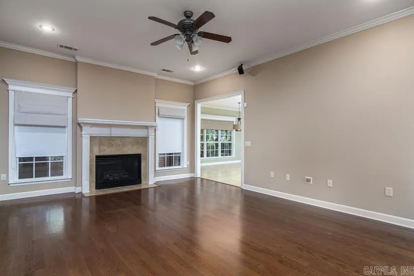 Property at 47  Bristol court - Image 6