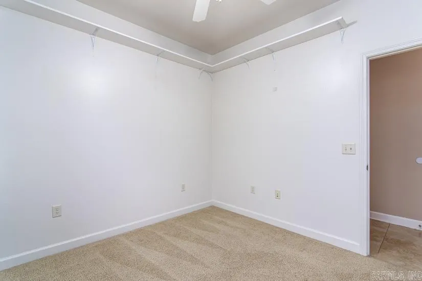Property at 47  Bristol court - Image 27