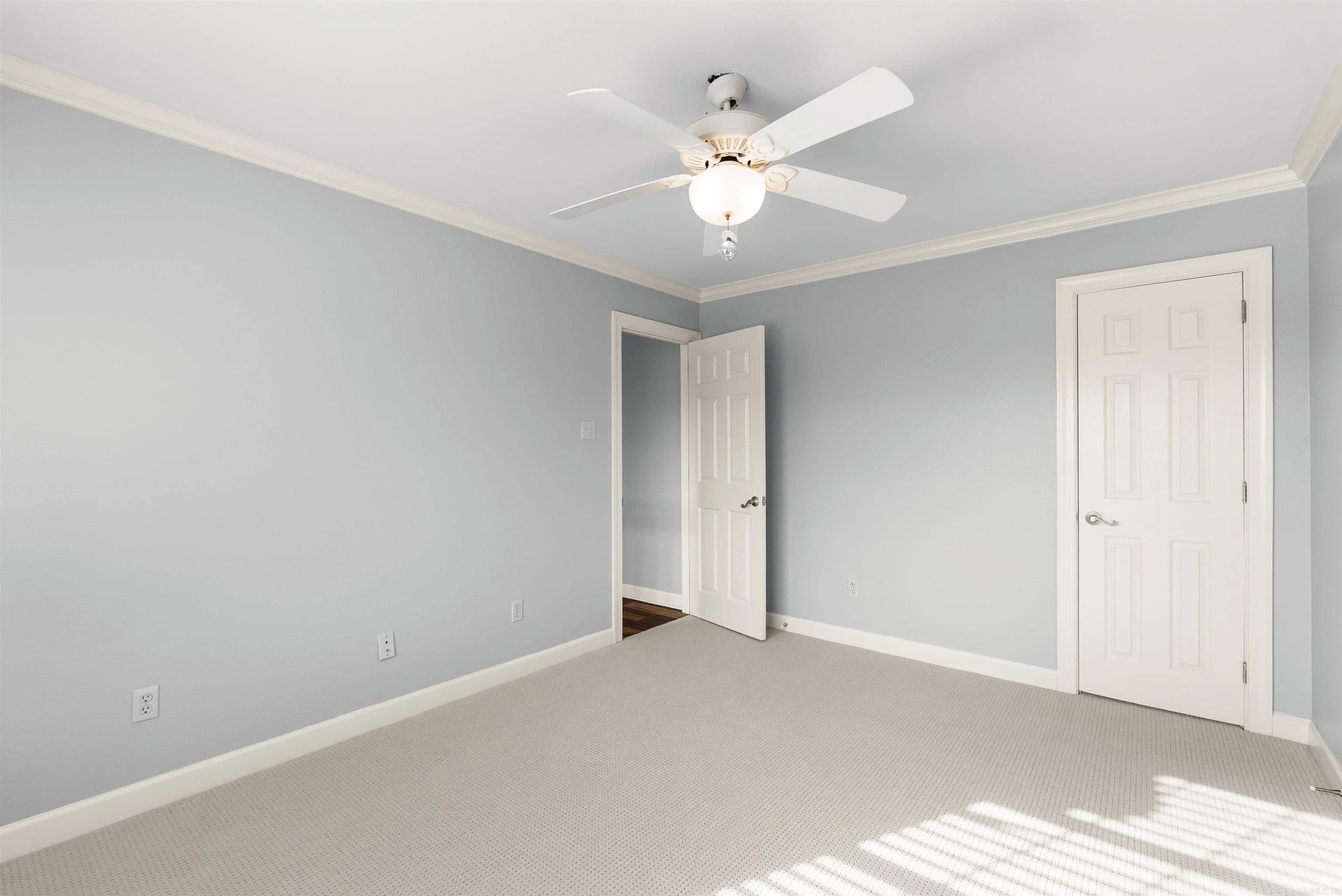 Property at 9  Cypress - Image 25