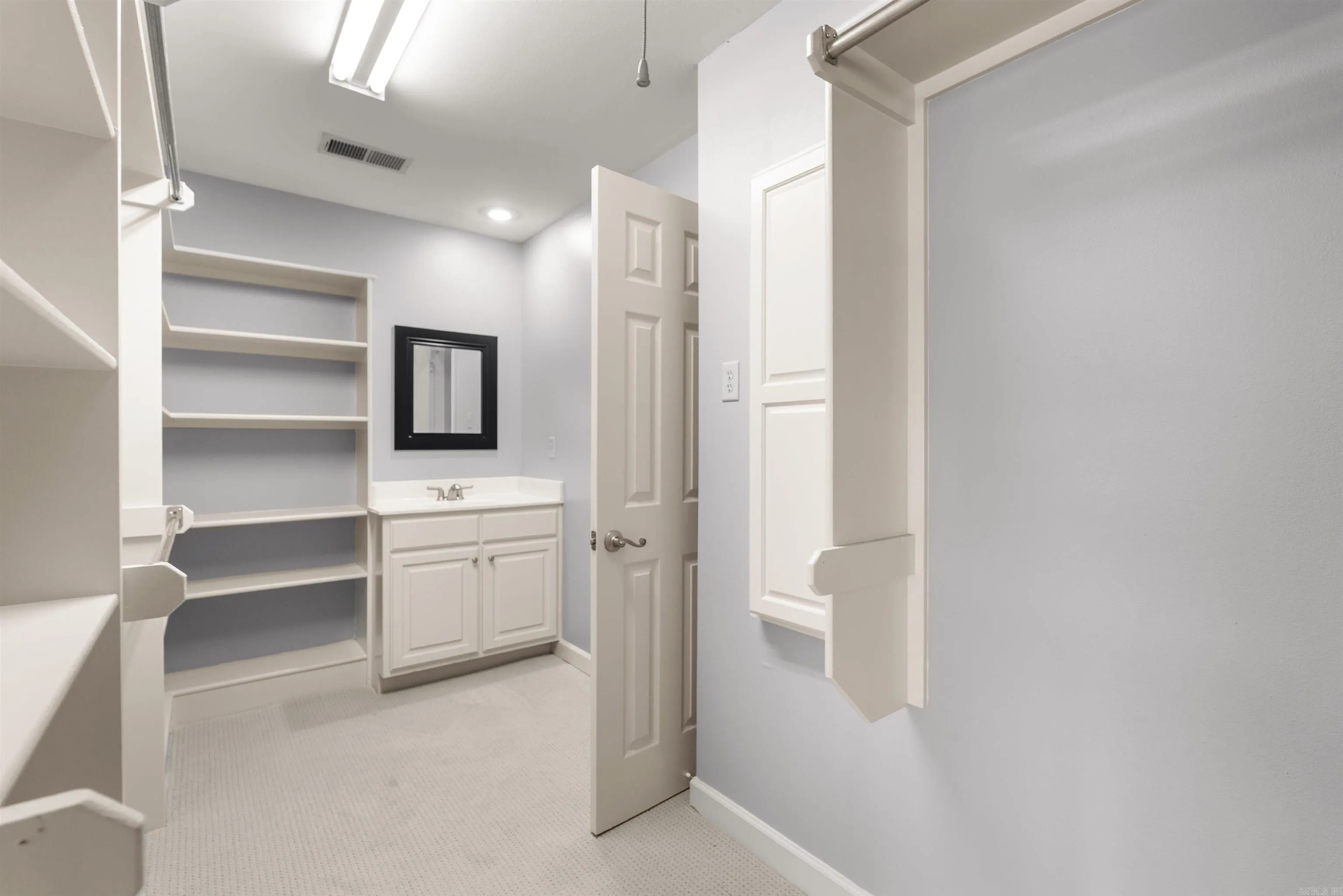 Property at 9  Cypress - Image 23