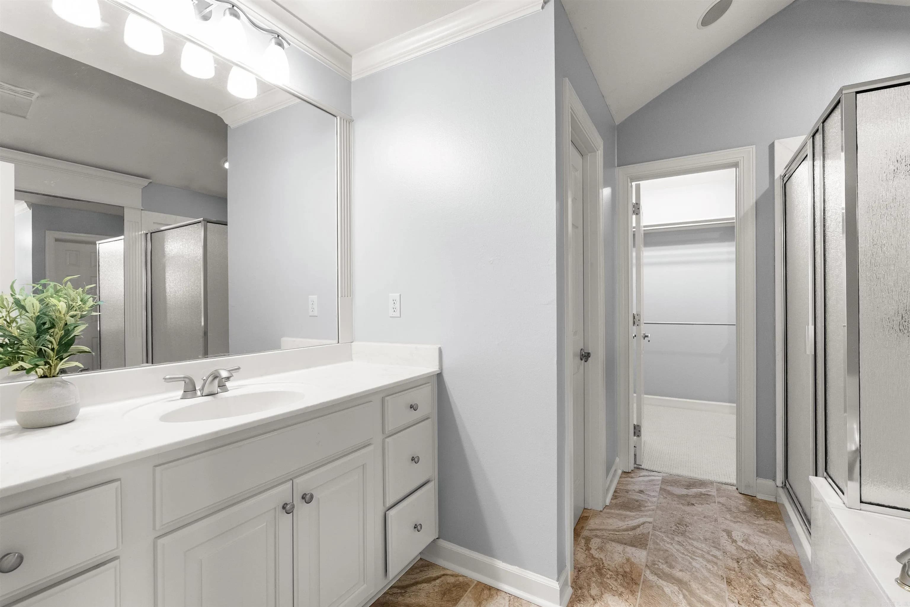 Property at 9  Cypress - Image 21