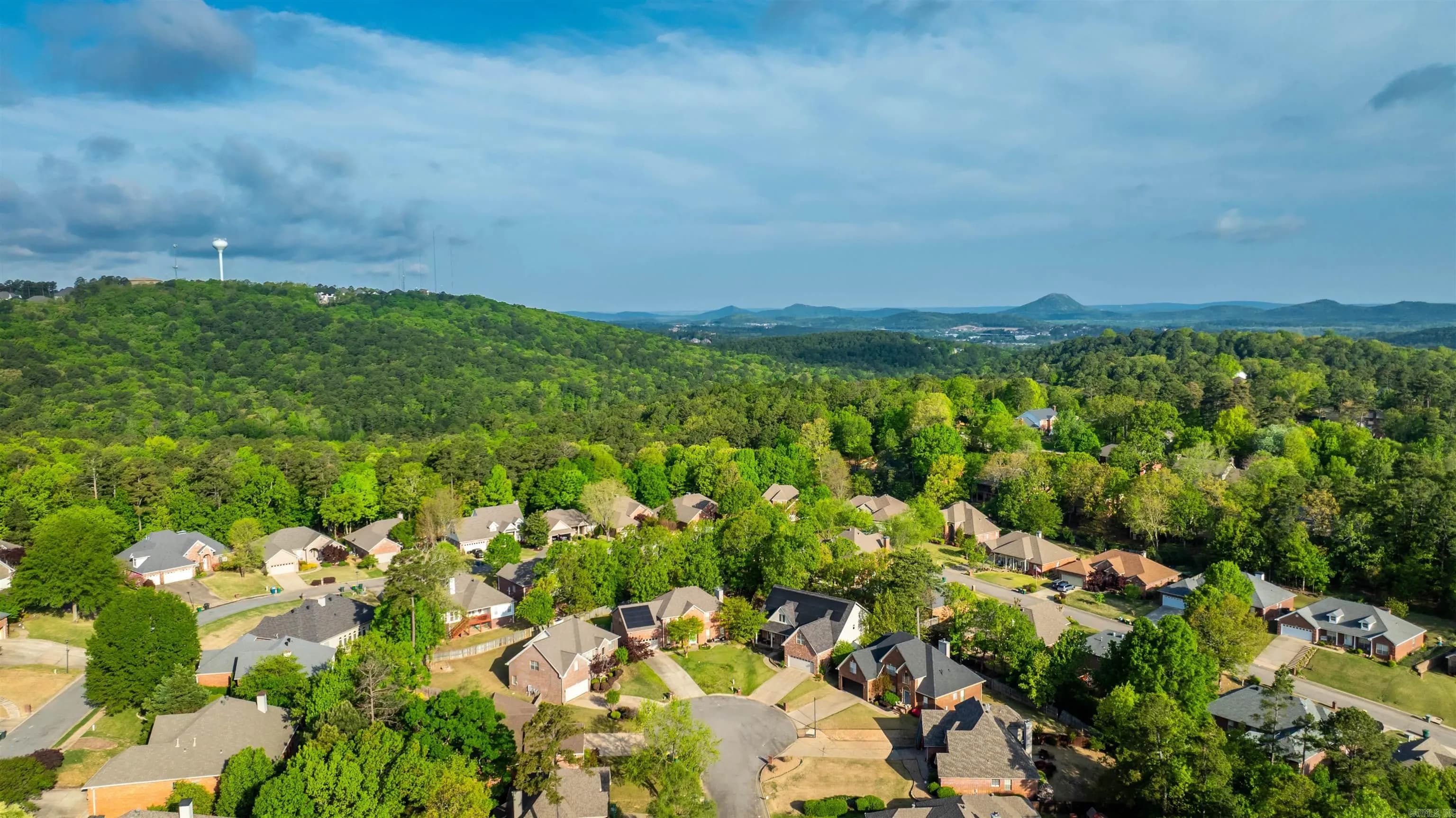 Property at 9  Cypress - Image 38
