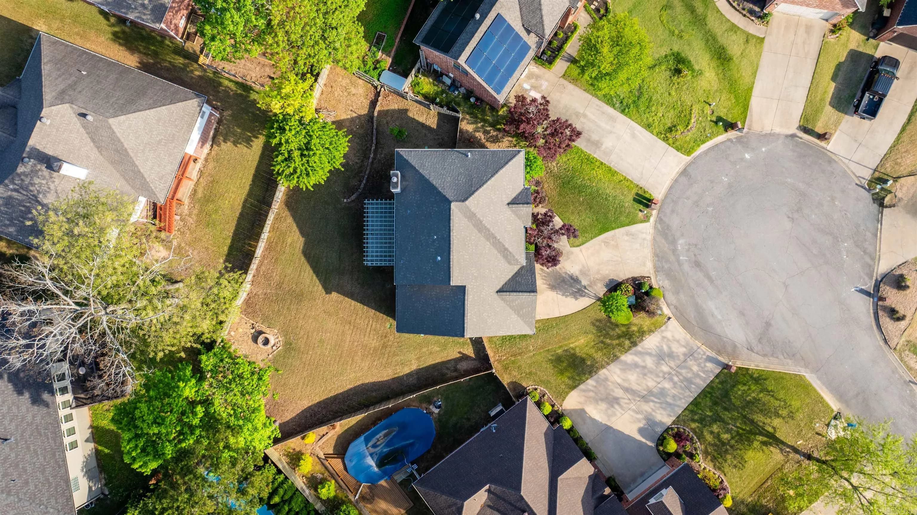 Property at 9  Cypress - Image 37