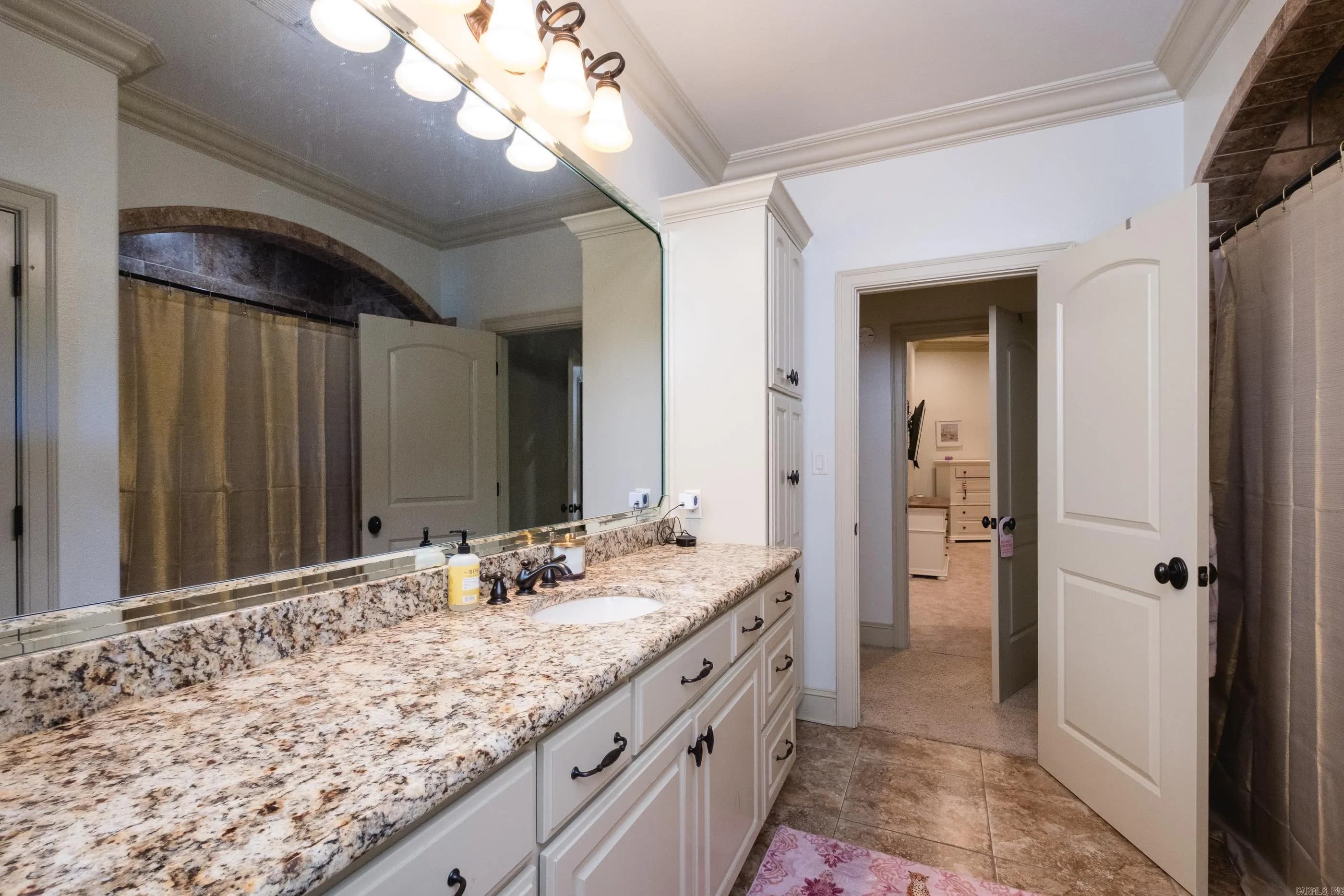 Property at 16  Orle - Image 42
