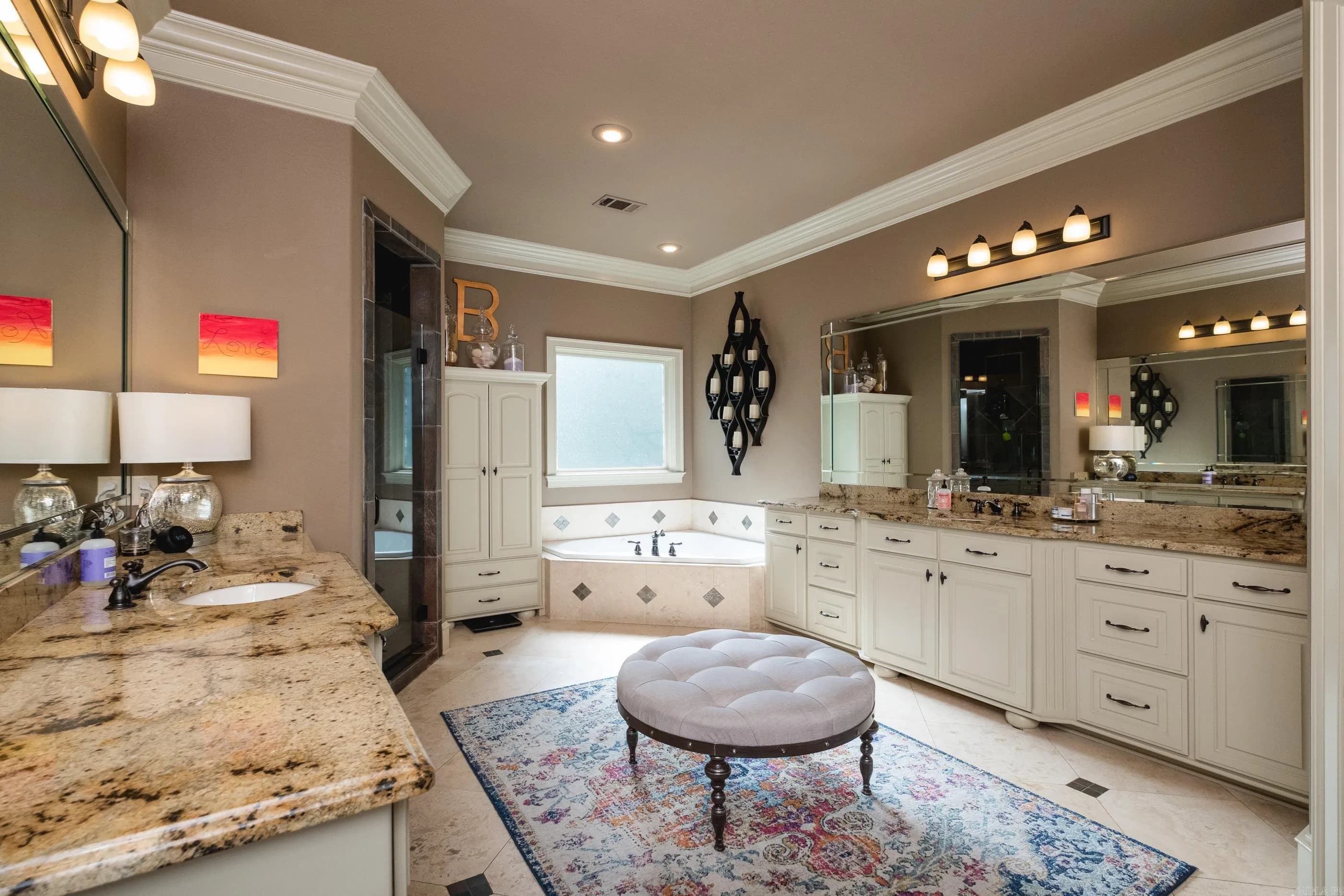 Property at 16  Orle - Image 31