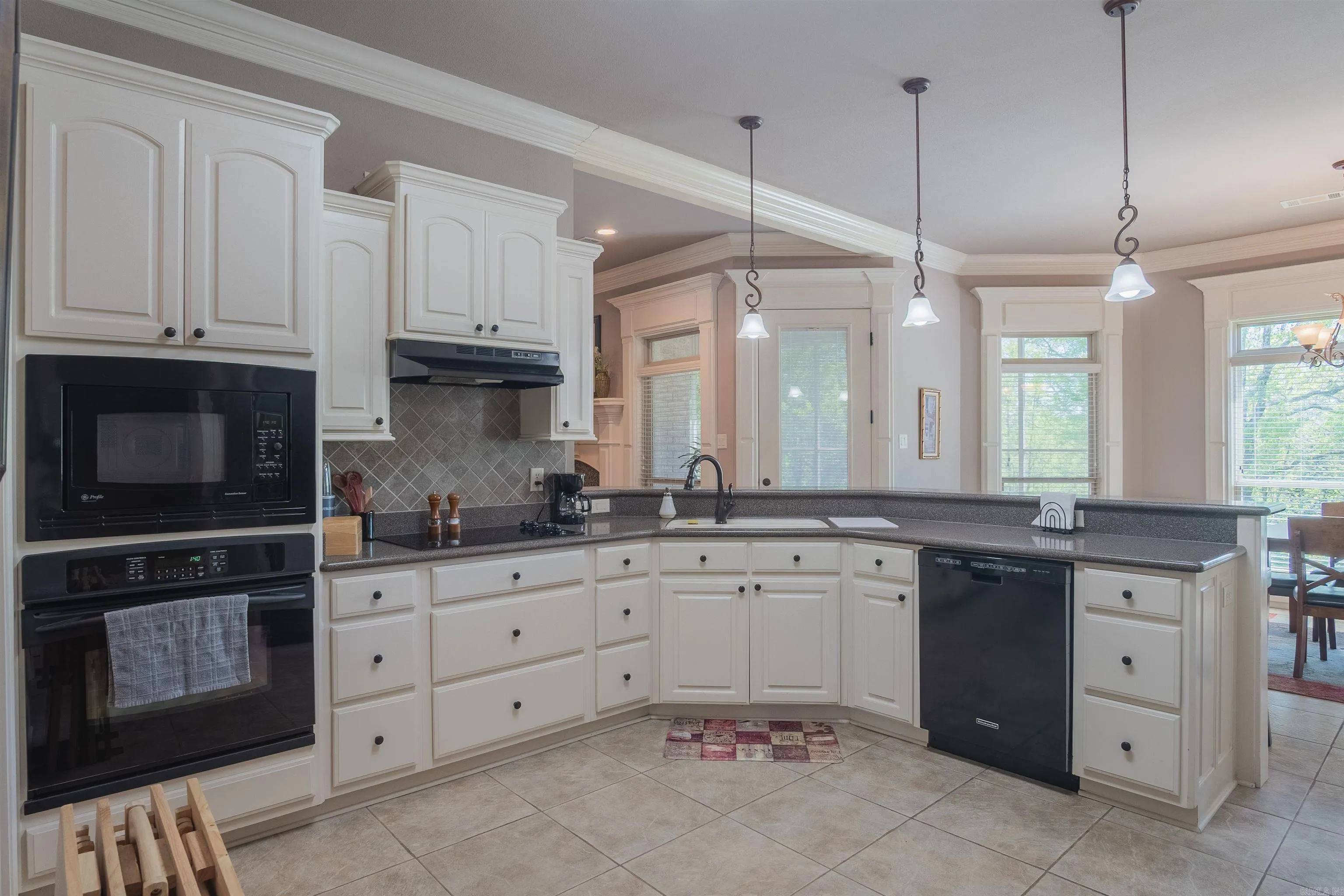 Property at 407  Cobblestone dr - Image 17