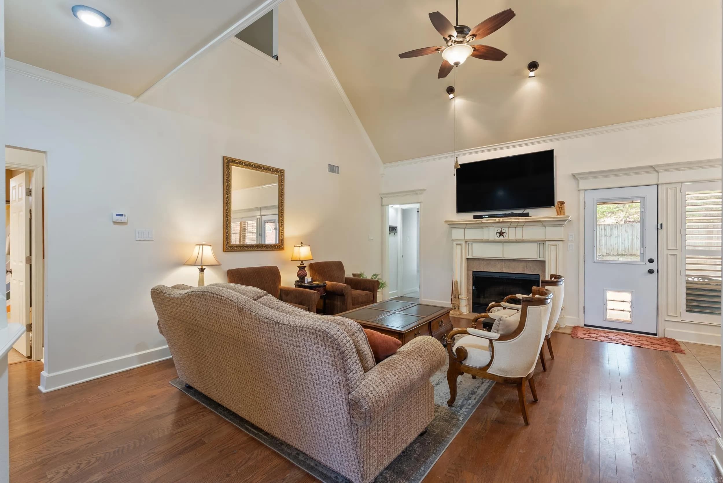 Property at 4503  Boardwalk - Image 37