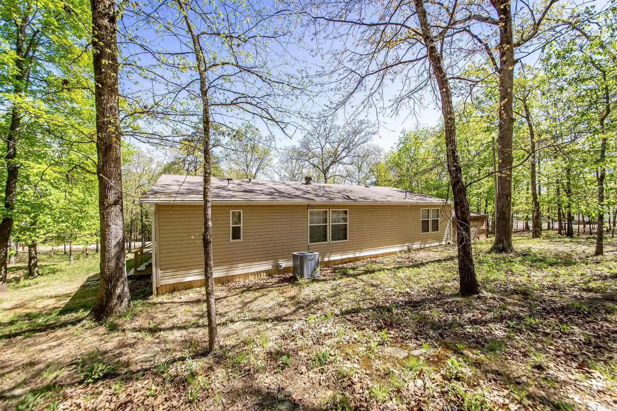 Property at 115  Lakeside dr. - Image 28
