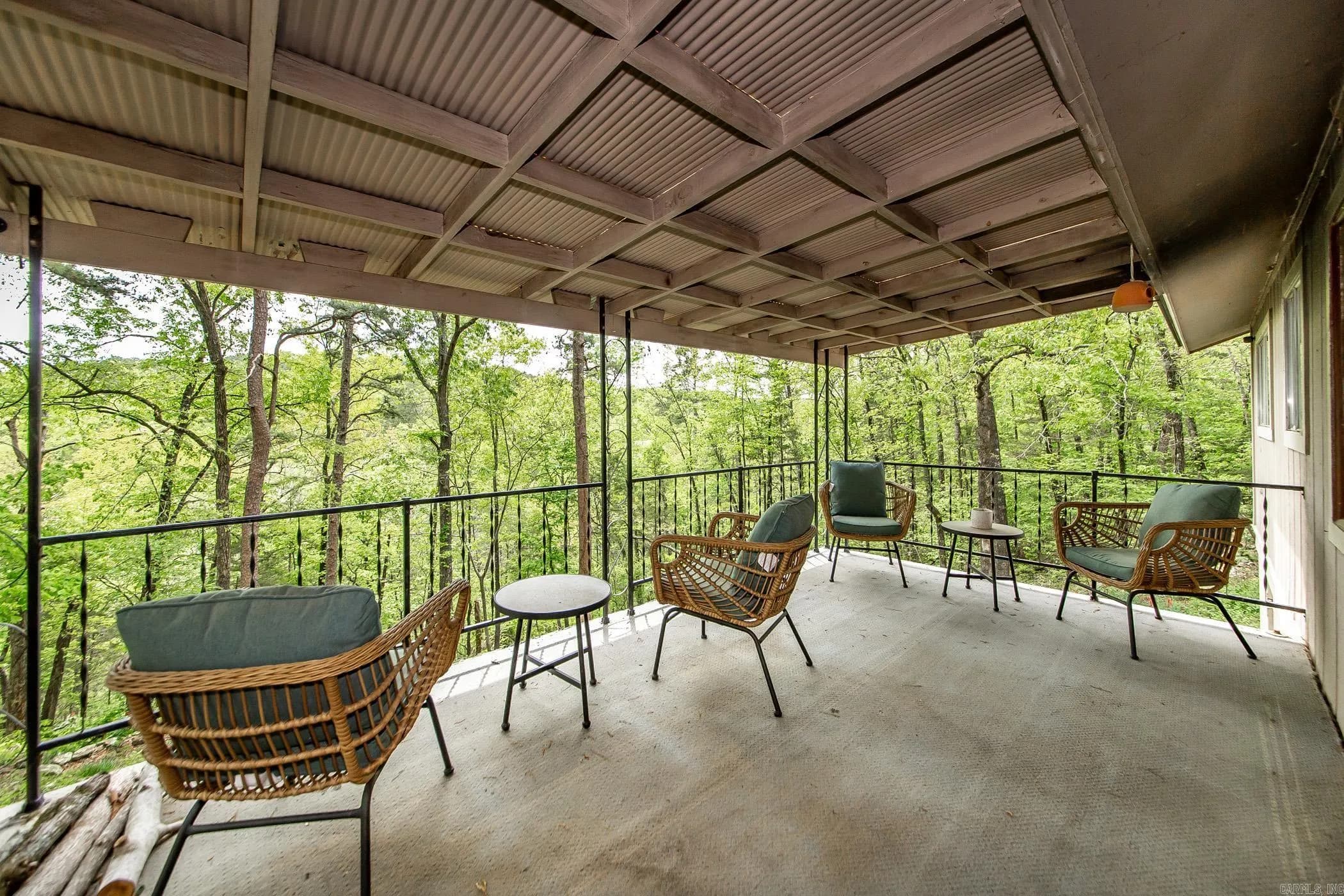 Property at 138  Parkland - Image 18