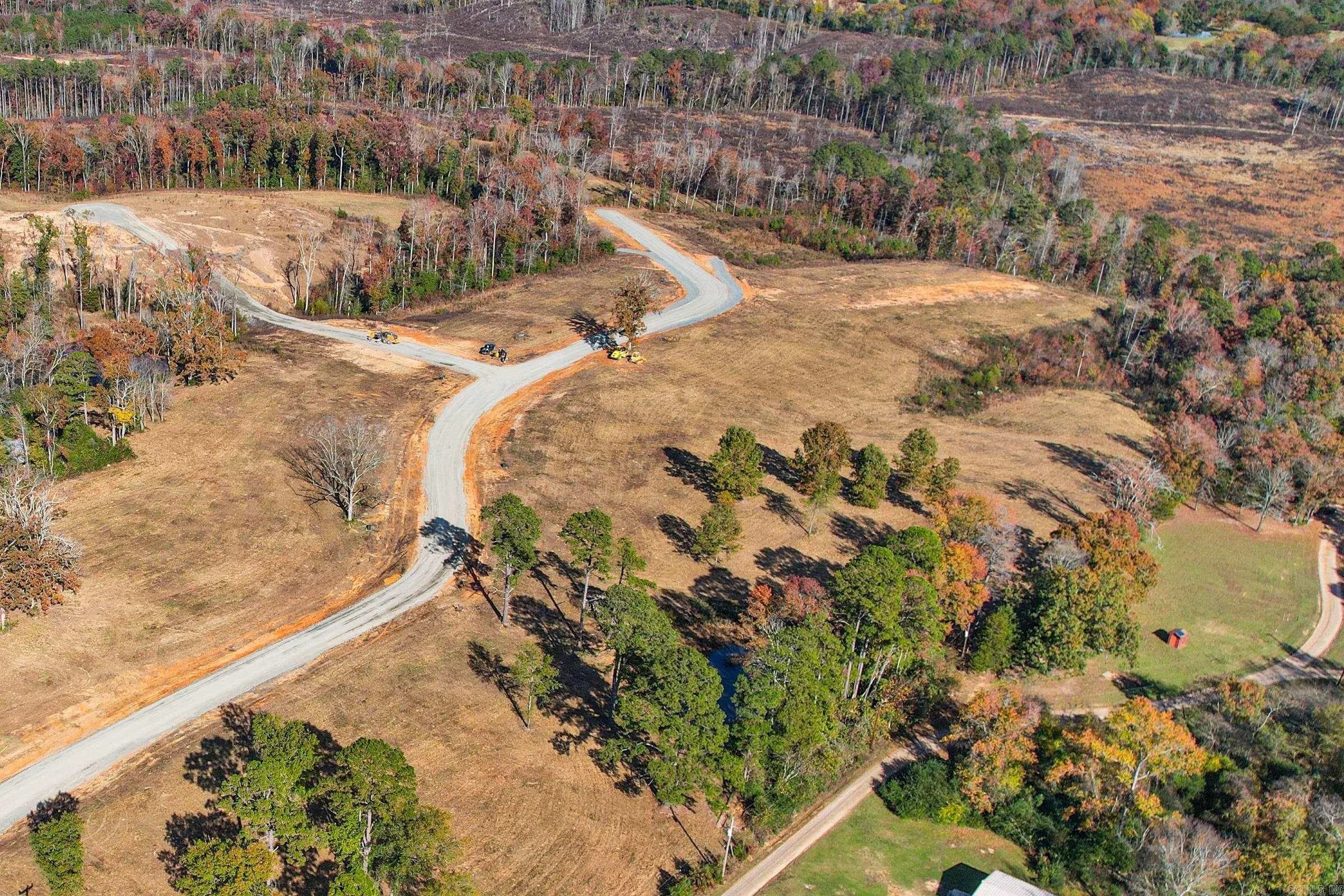Property at 135  Rolling oaks - Image 11