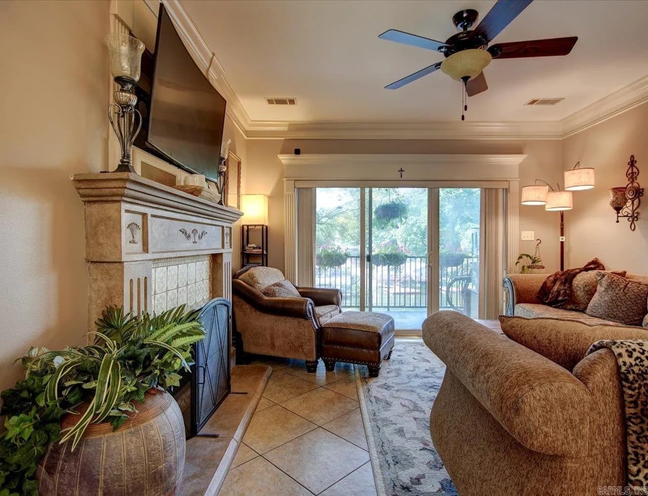 Property at 503  Lakeland dr e-6, E-6 - Image 4