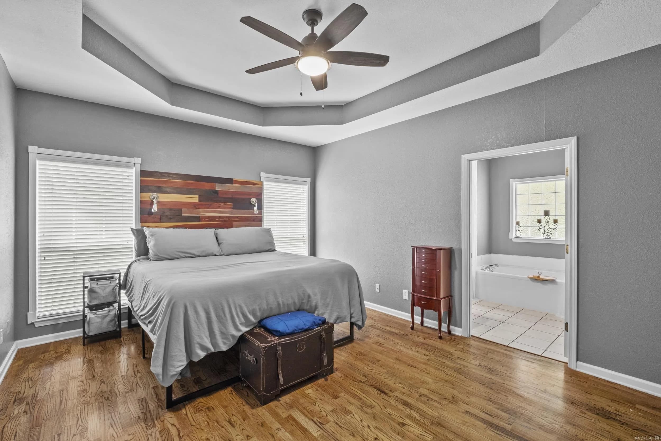 Property at 31  Thompson - Image 20