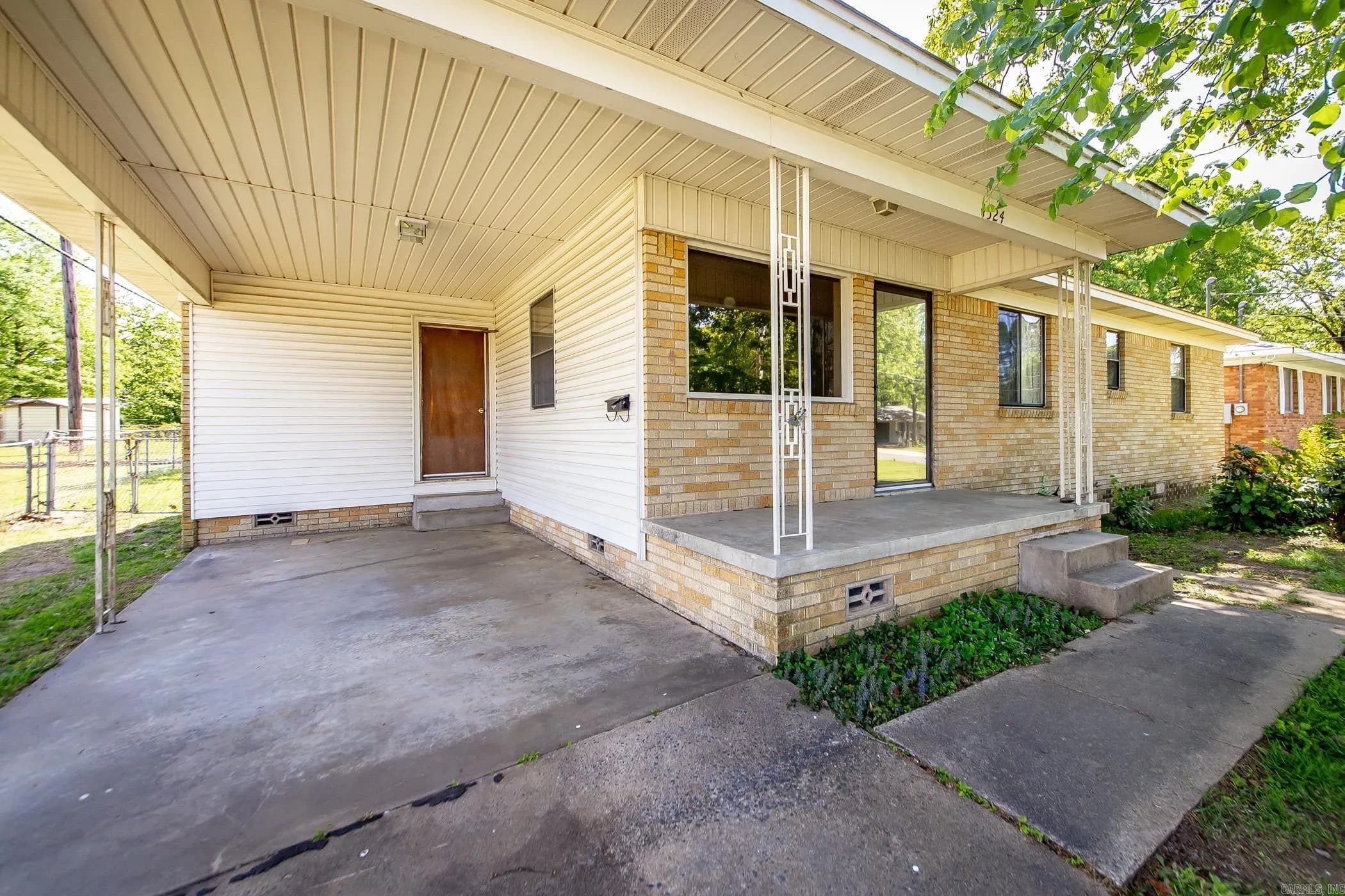 Property at 4524 N Olive - Image 2