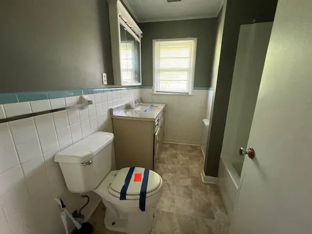Property at 1102 W Thompson - Image 6