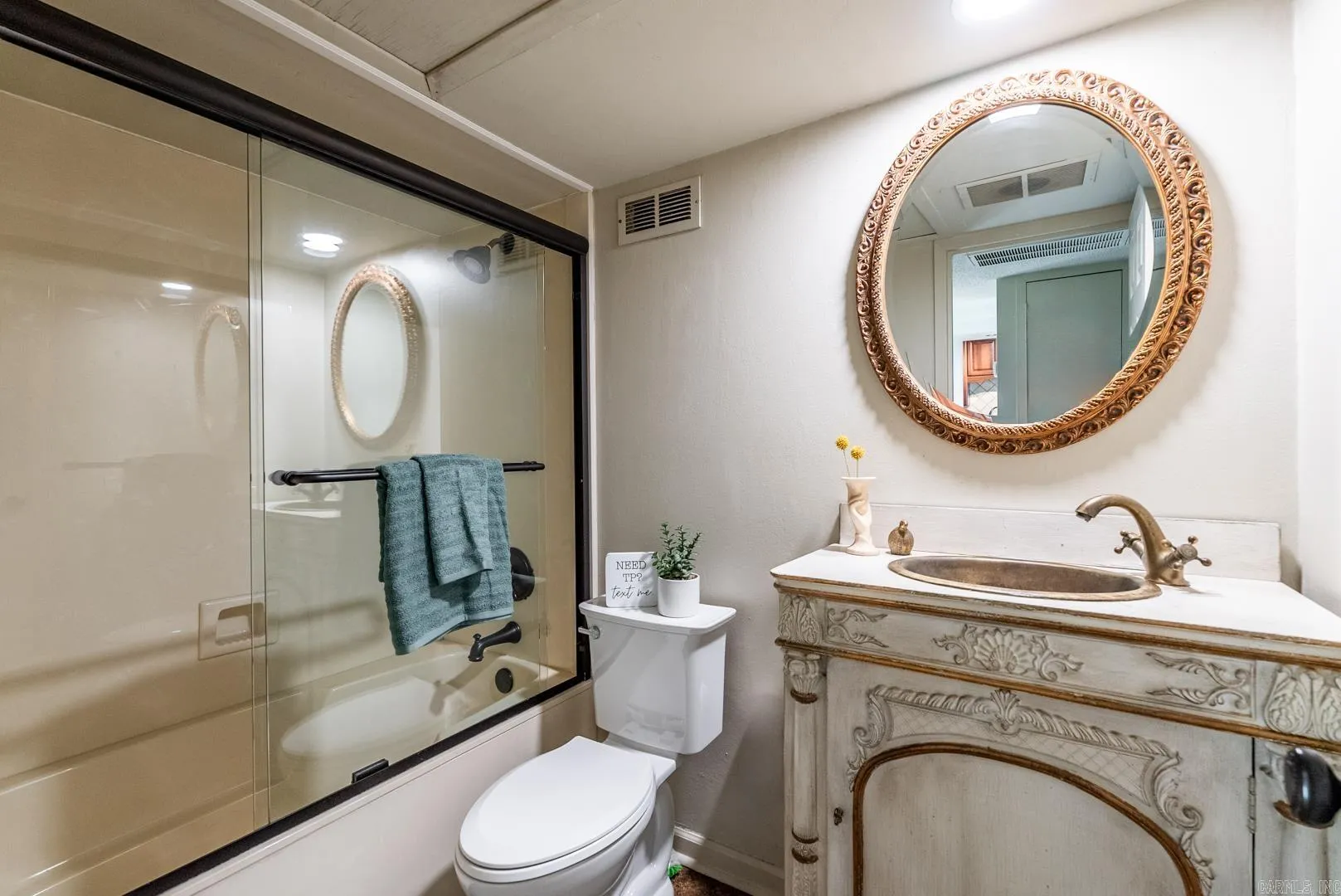 Property at 700 E 9th 6d, 6D - Image 14