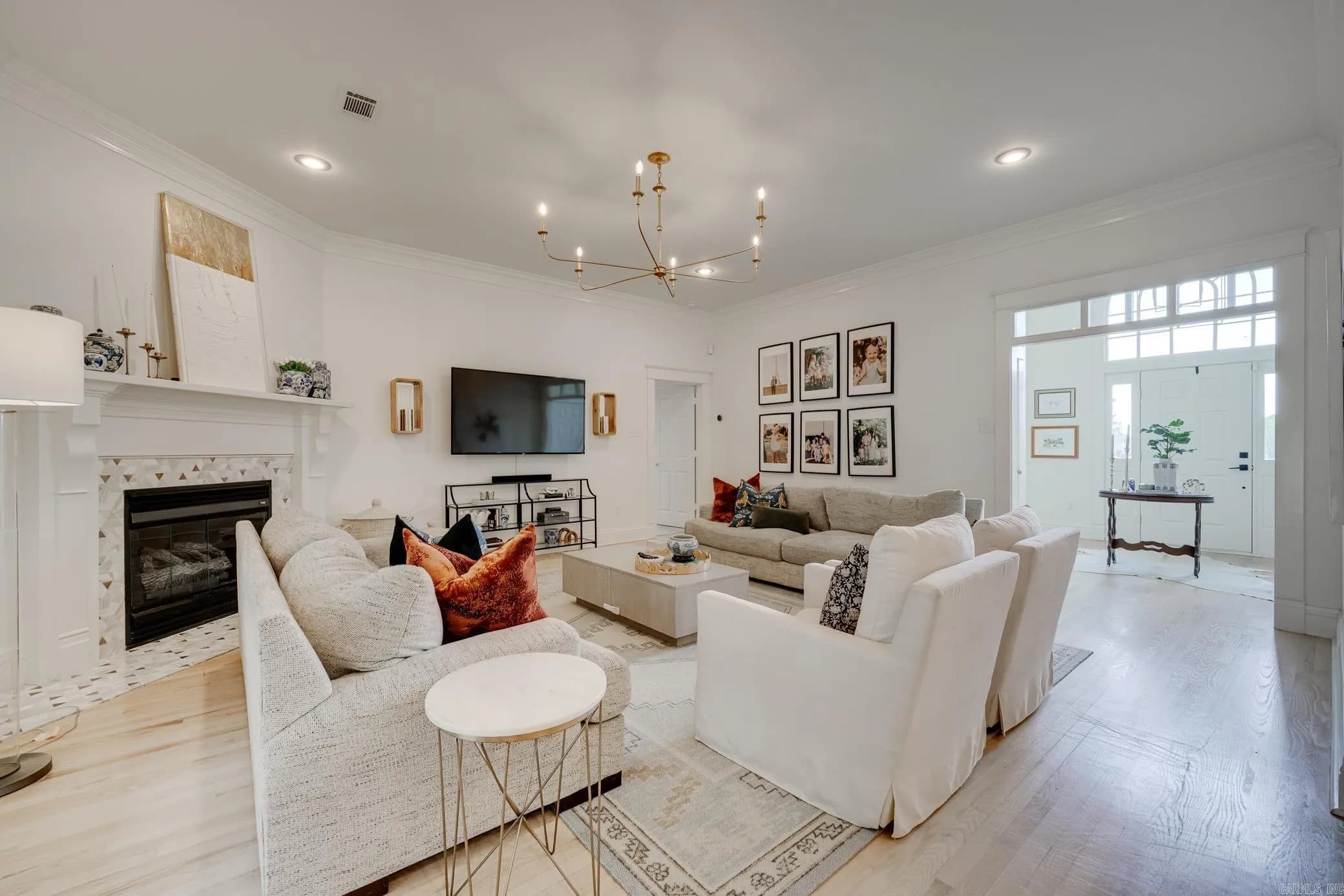 Property at 4600  Bay hill drive - Image 9