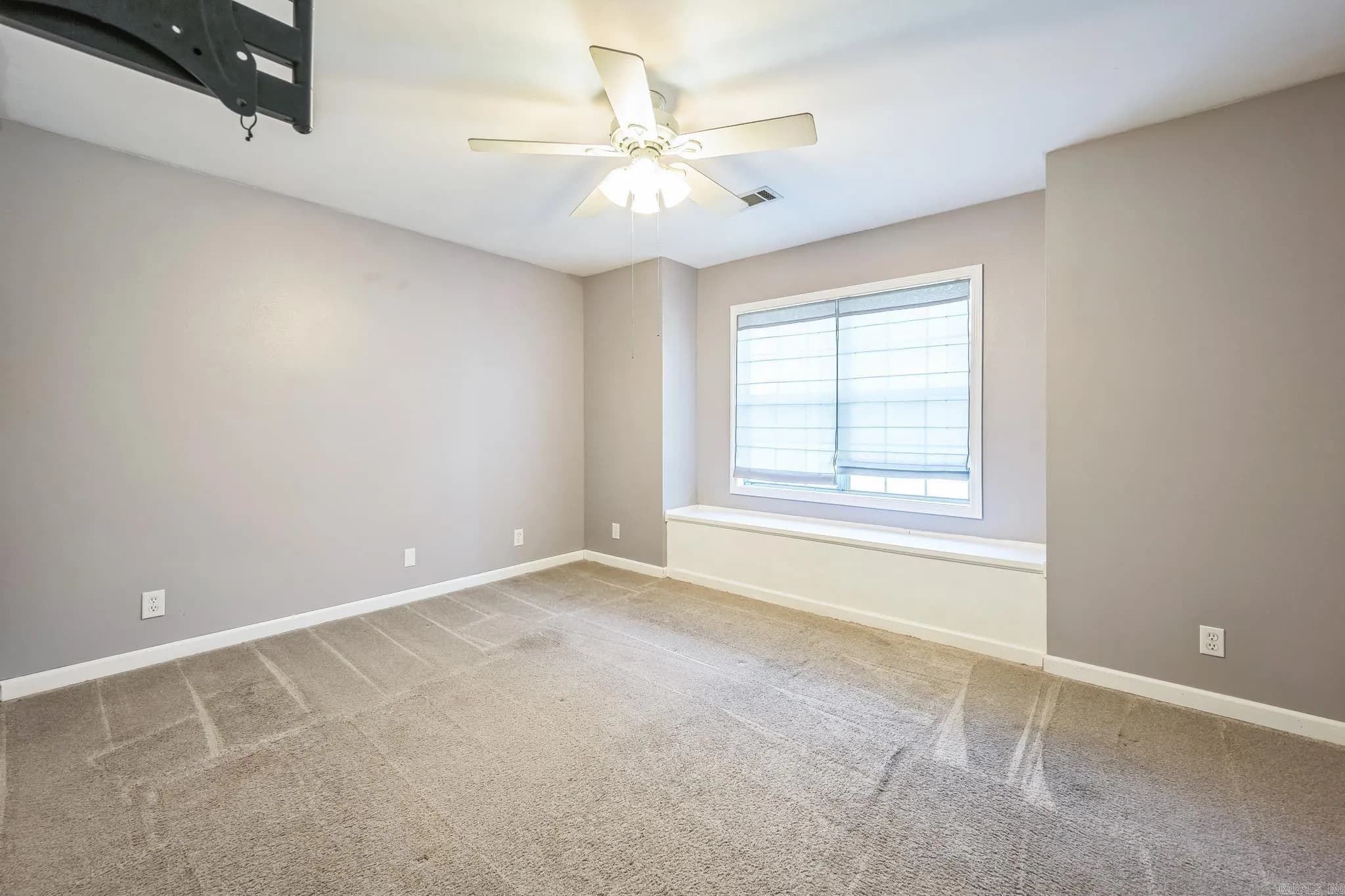 Property at 4431 S 1st st - Image 50