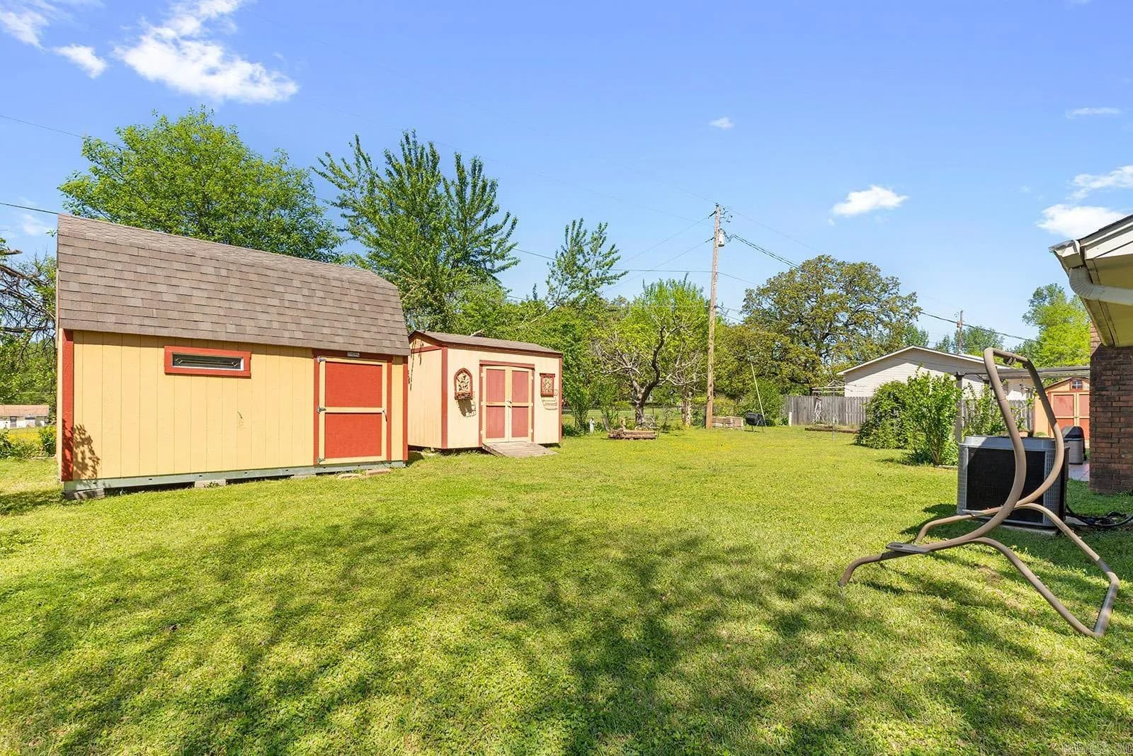 Property at 15  Falcon - Image 18