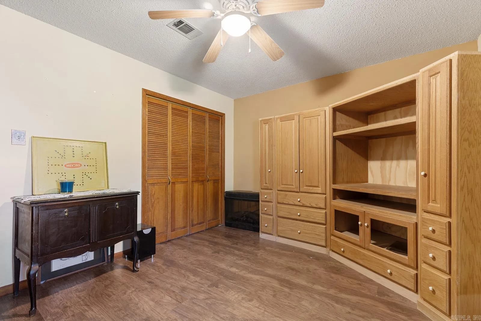 Property at 15  Falcon - Image 14