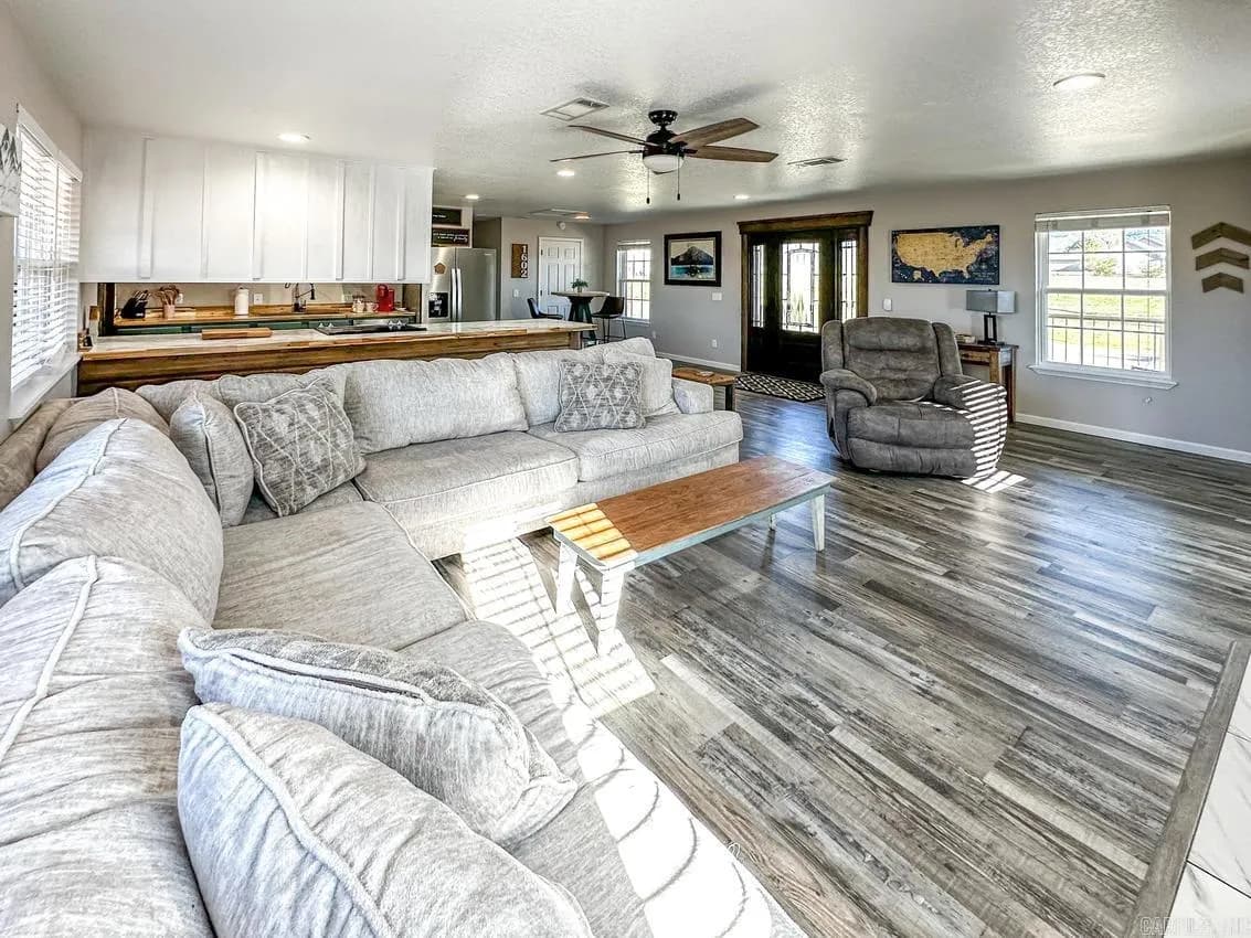 Property at 1602  Miller avenue - Image 13