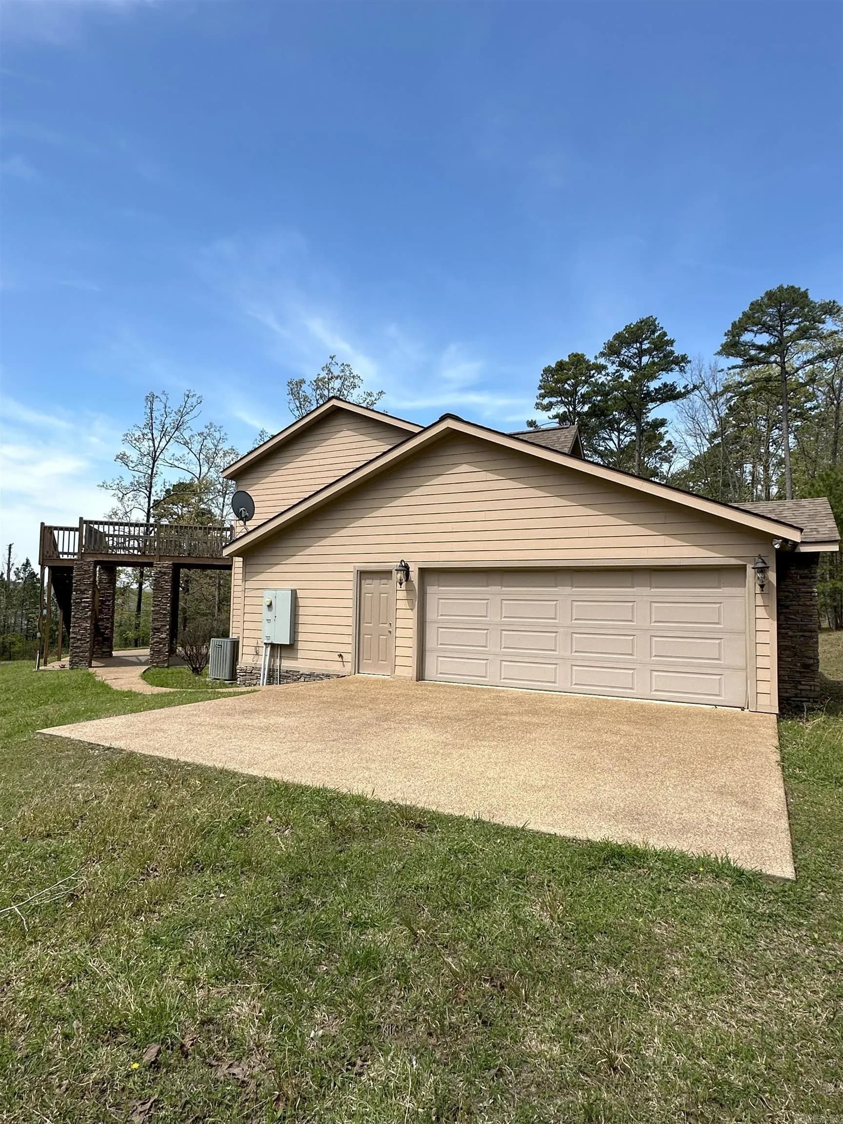 Property at 290  Island shores - Image 37