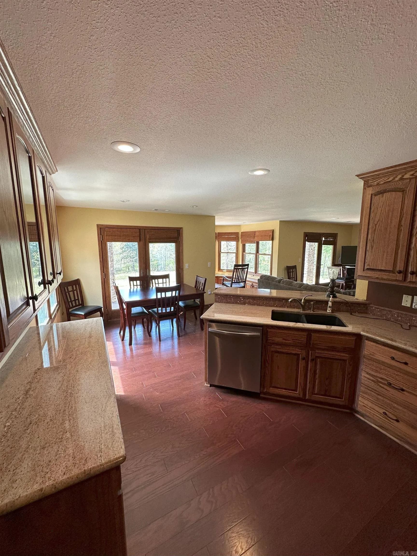 Property at 290  Island shores - Image 15