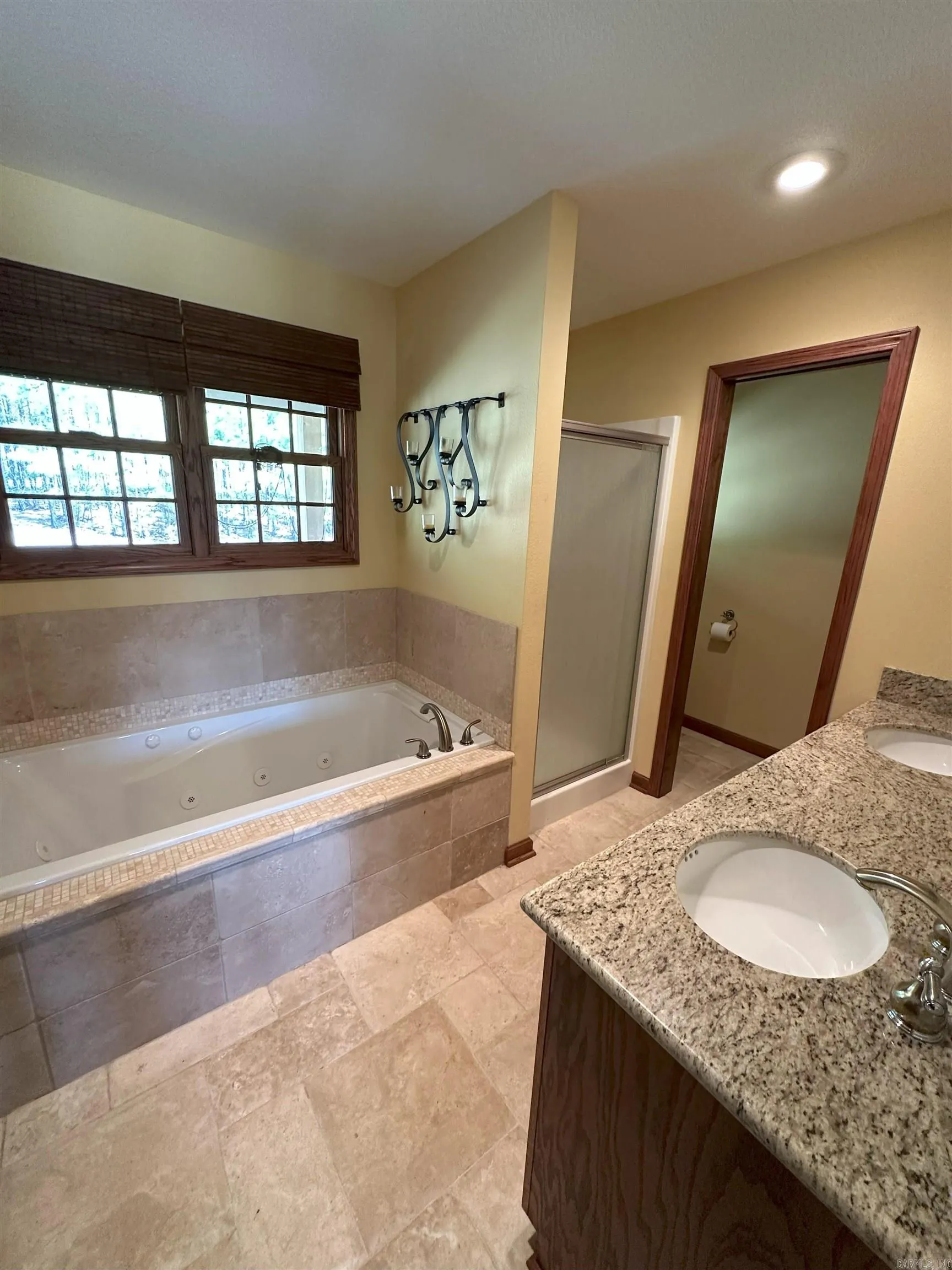 Property at 290  Island shores - Image 23