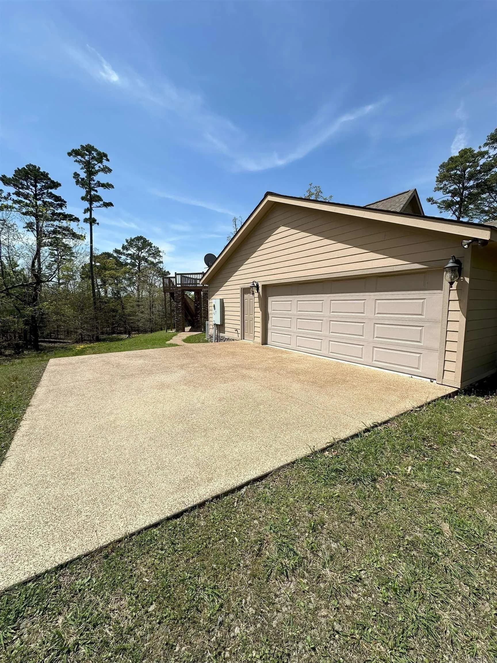 Property at 290  Island shores - Image 44