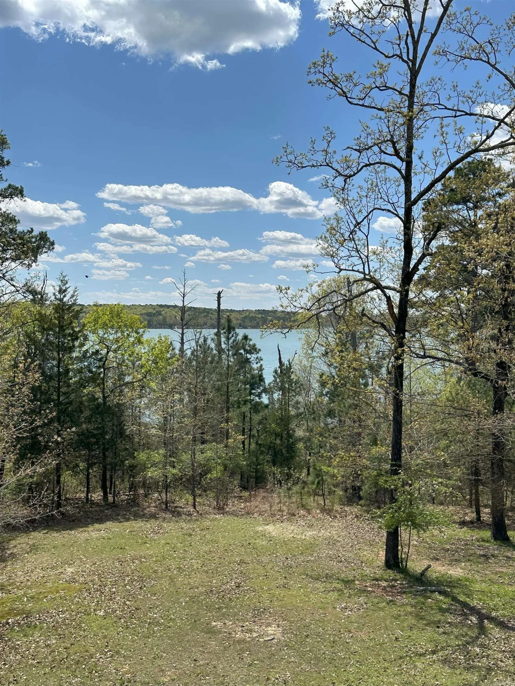 Property at 290  Island shores - Image 4