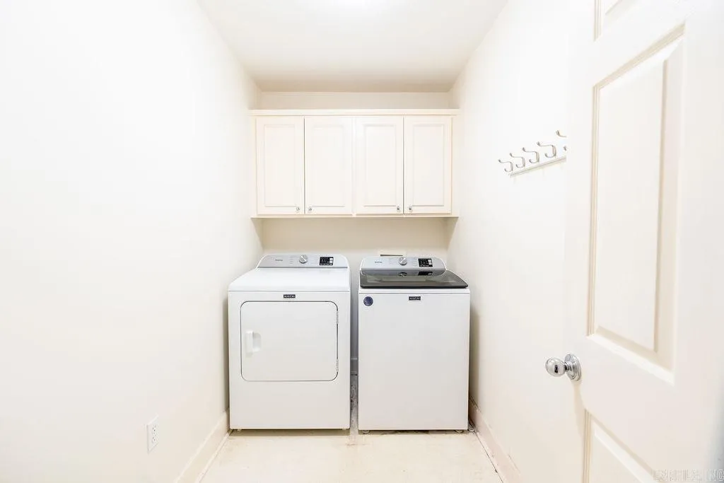 Property at 34  Beloit bay - Image 31