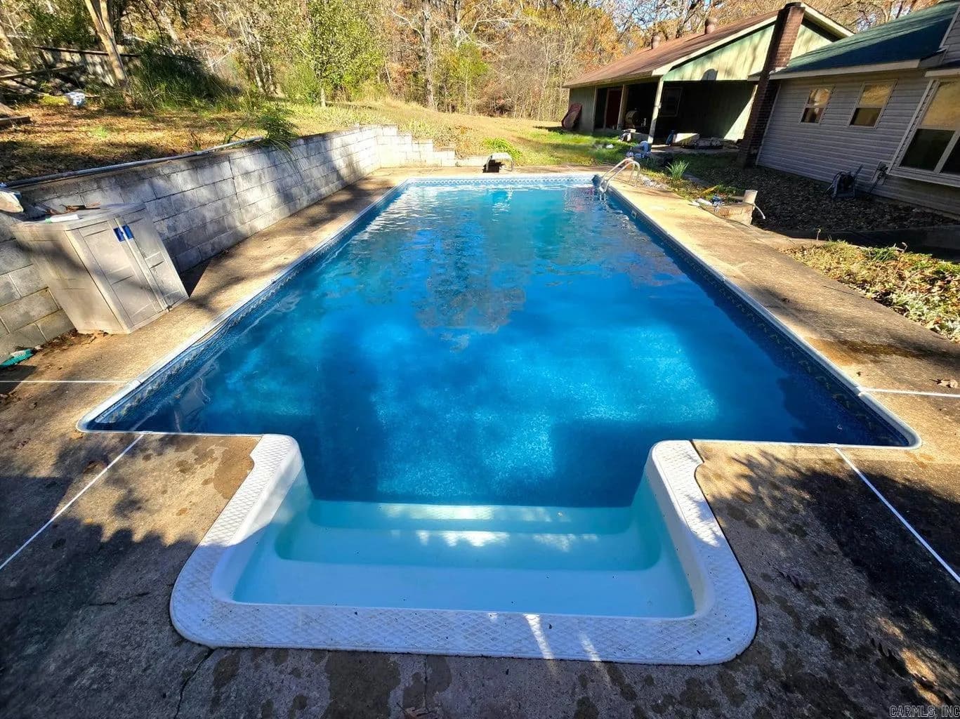 Property at 595  Pfeiffer - Image 4