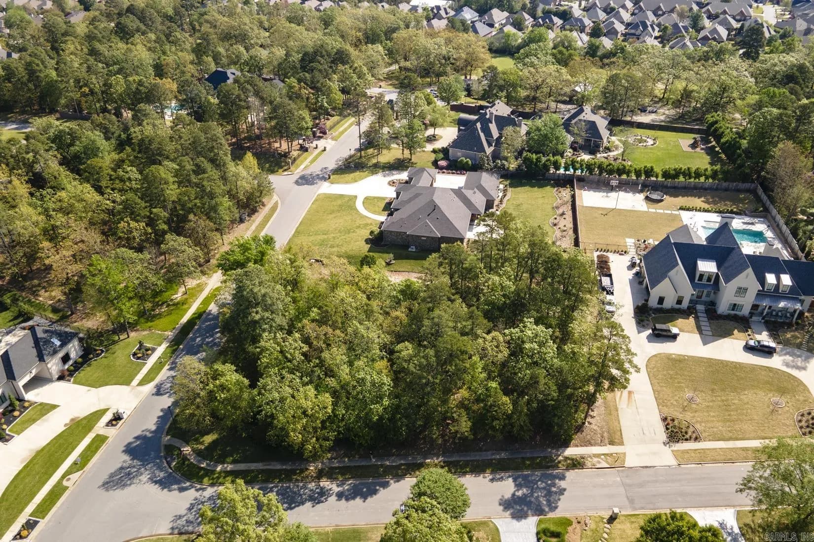 Property at 1  Valley creek - Image 4