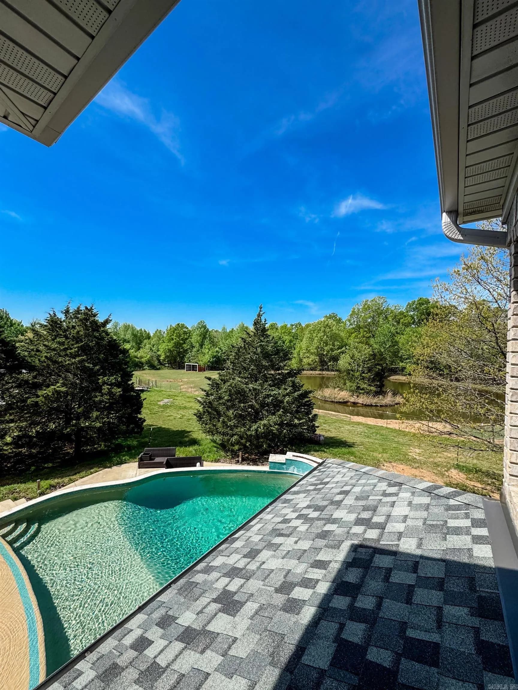 Property at 208  Carroll - Image 18