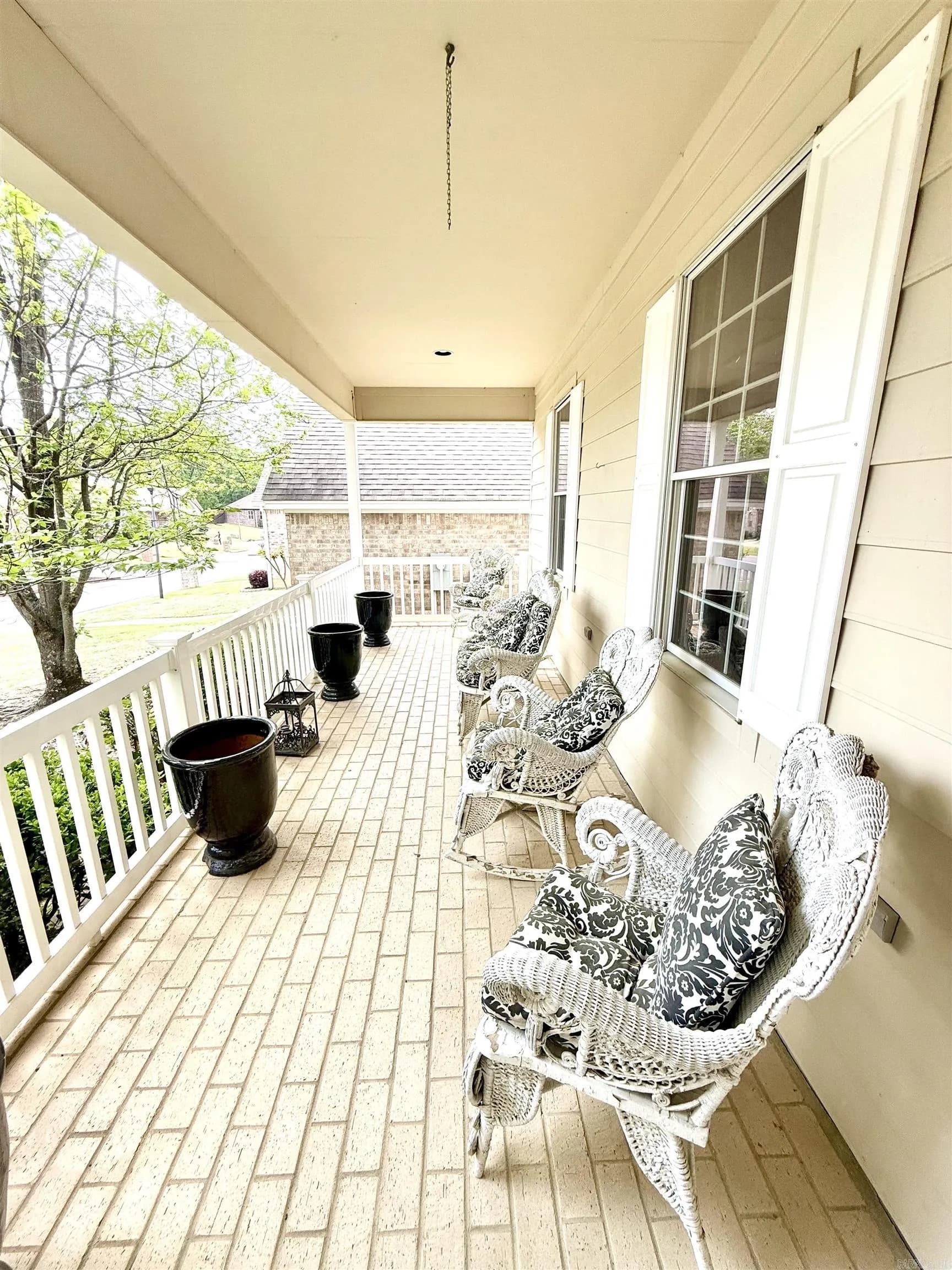 Property at 2308  Saxony - Image 4
