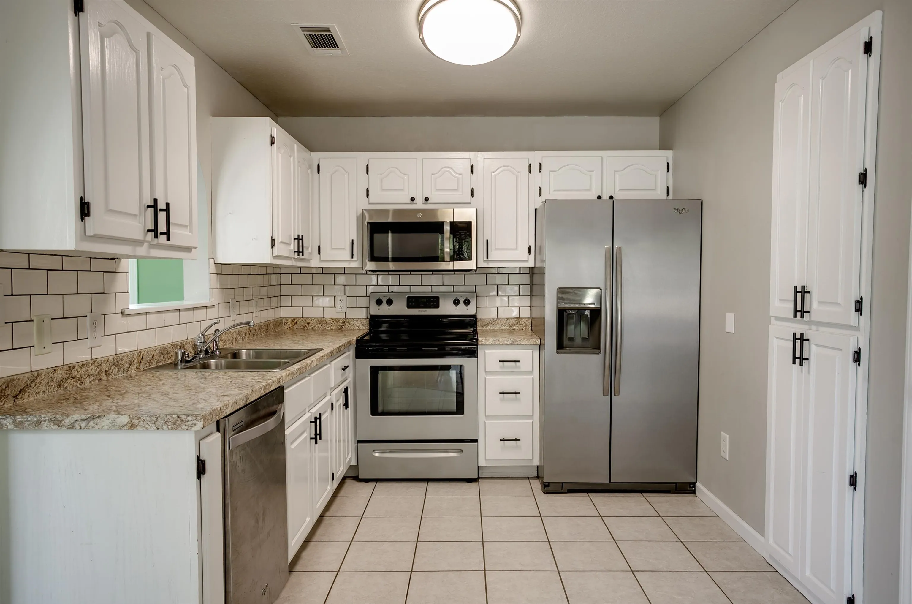 Property at 2901 N 5th street - Image 14