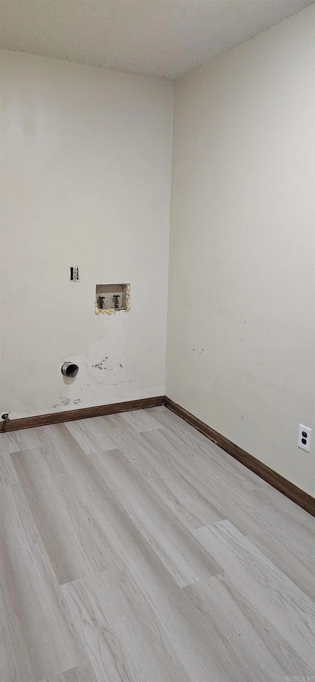 Property at 8306  Oxford valley - Image 13