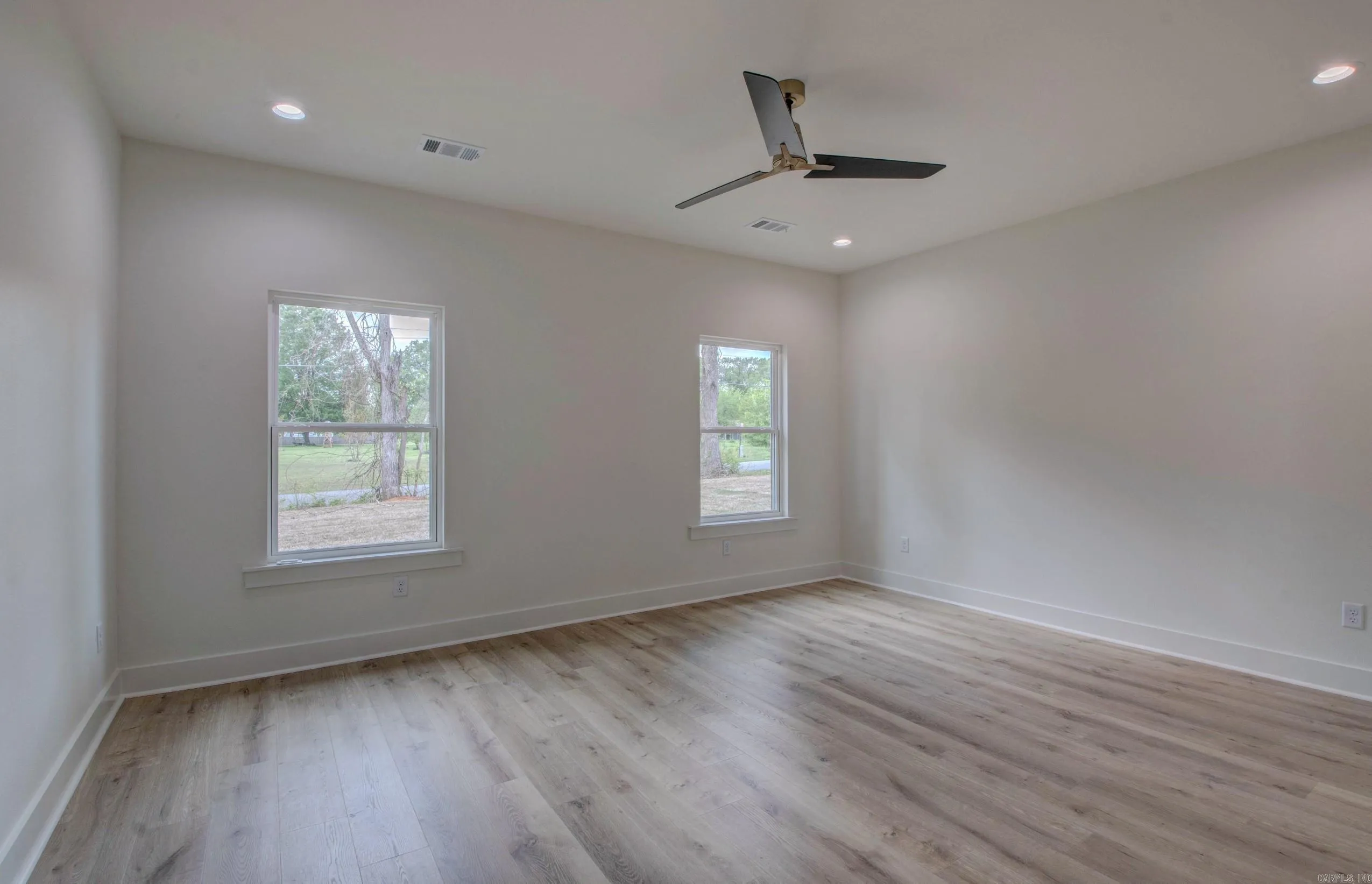 Property at 19  Calvados ct - Image 31