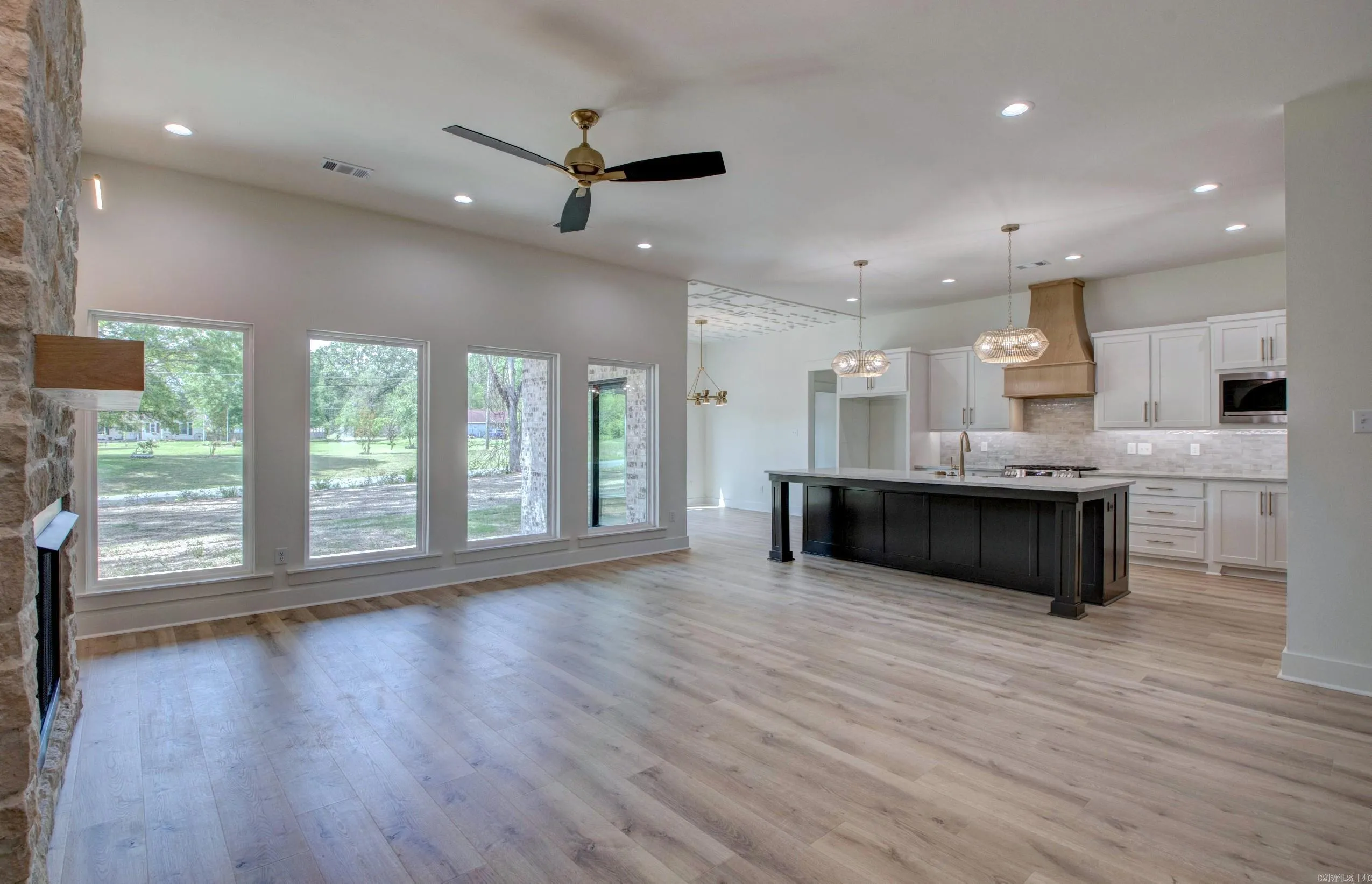 Property at 19  Calvados ct - Image 9