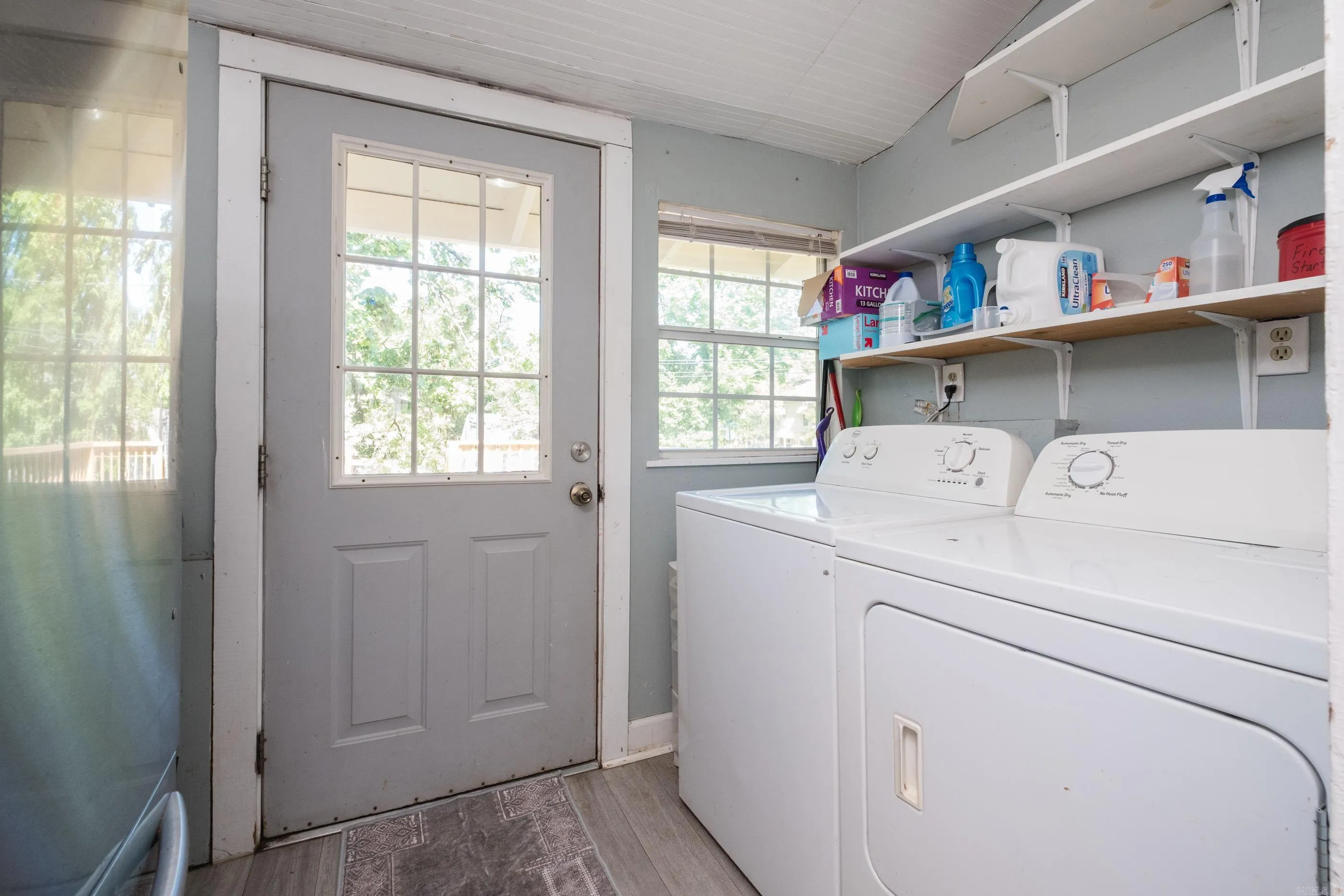 Property at 210  Pearl - Image 20