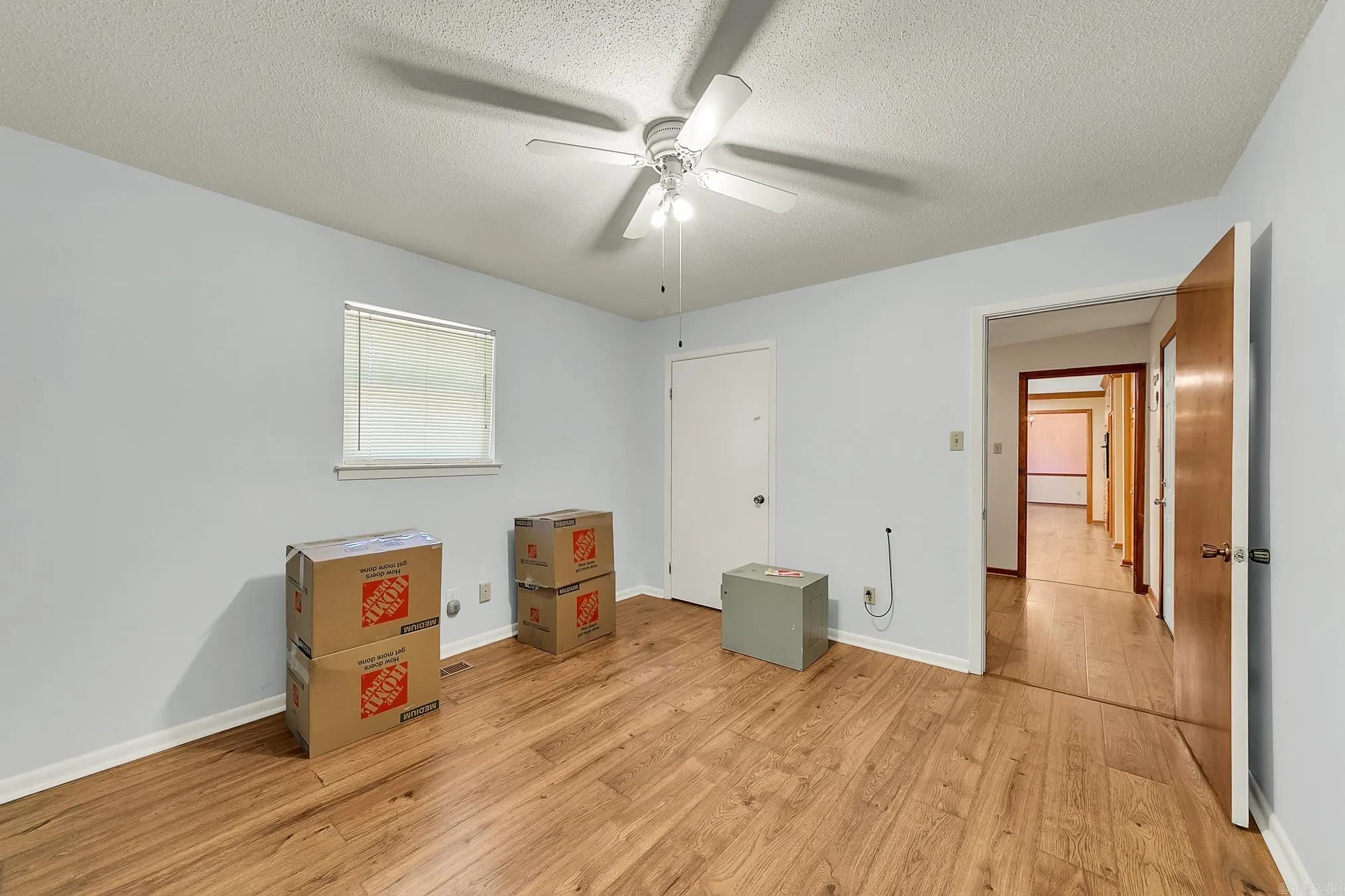 Property at 715  Foxboro - Image 39