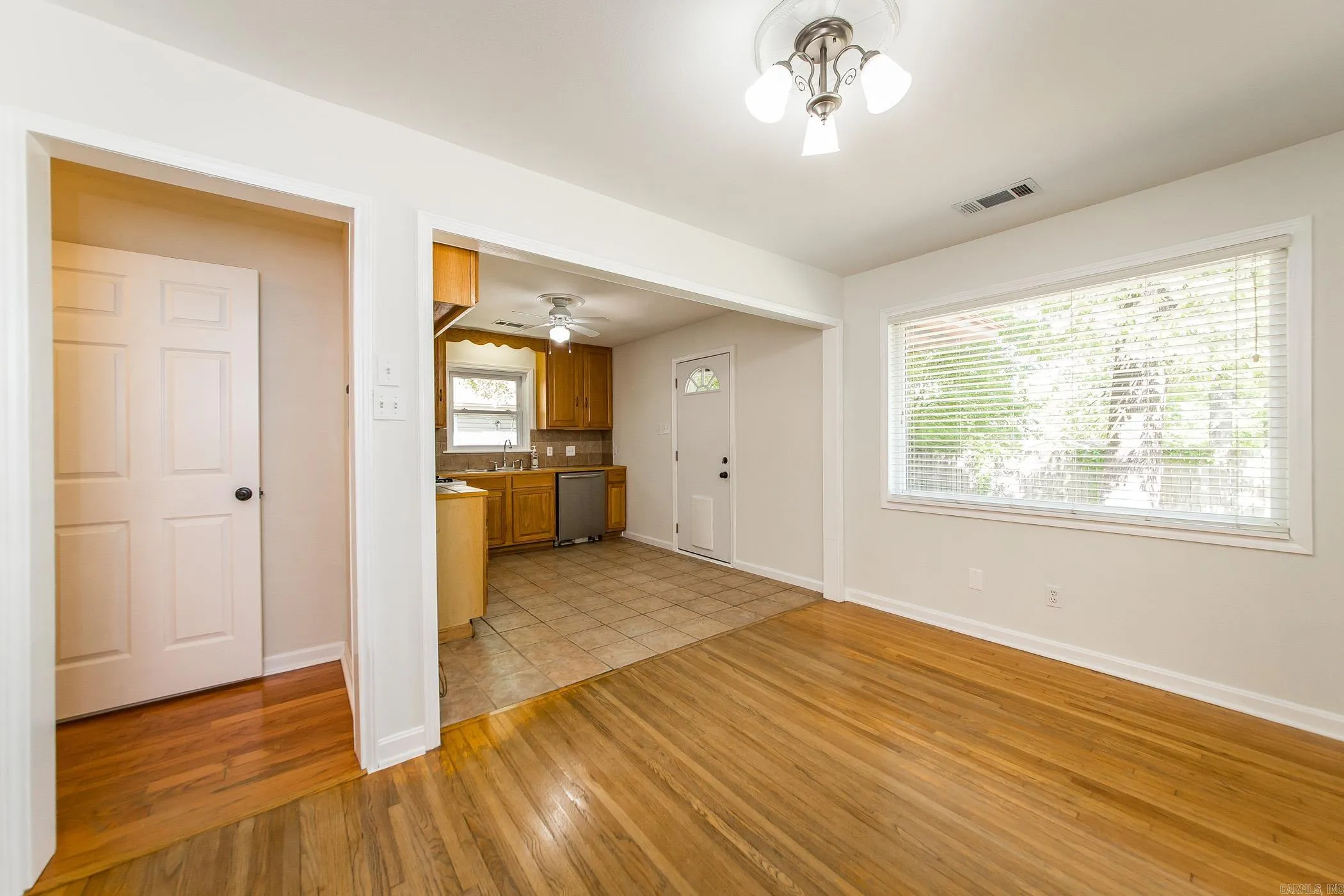 Property at 102  Sunset lane - Image 17