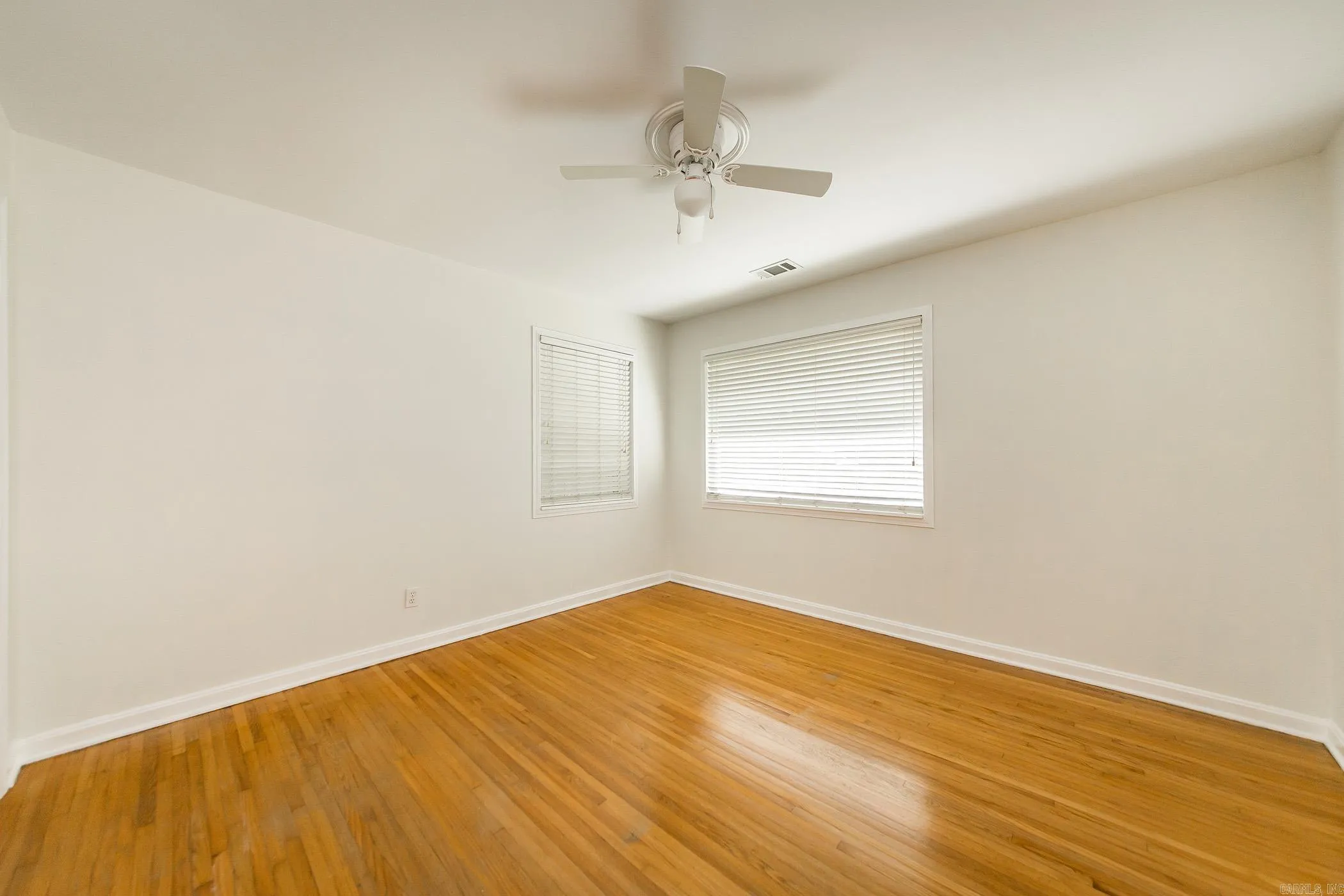 Property at 102  Sunset lane - Image 10